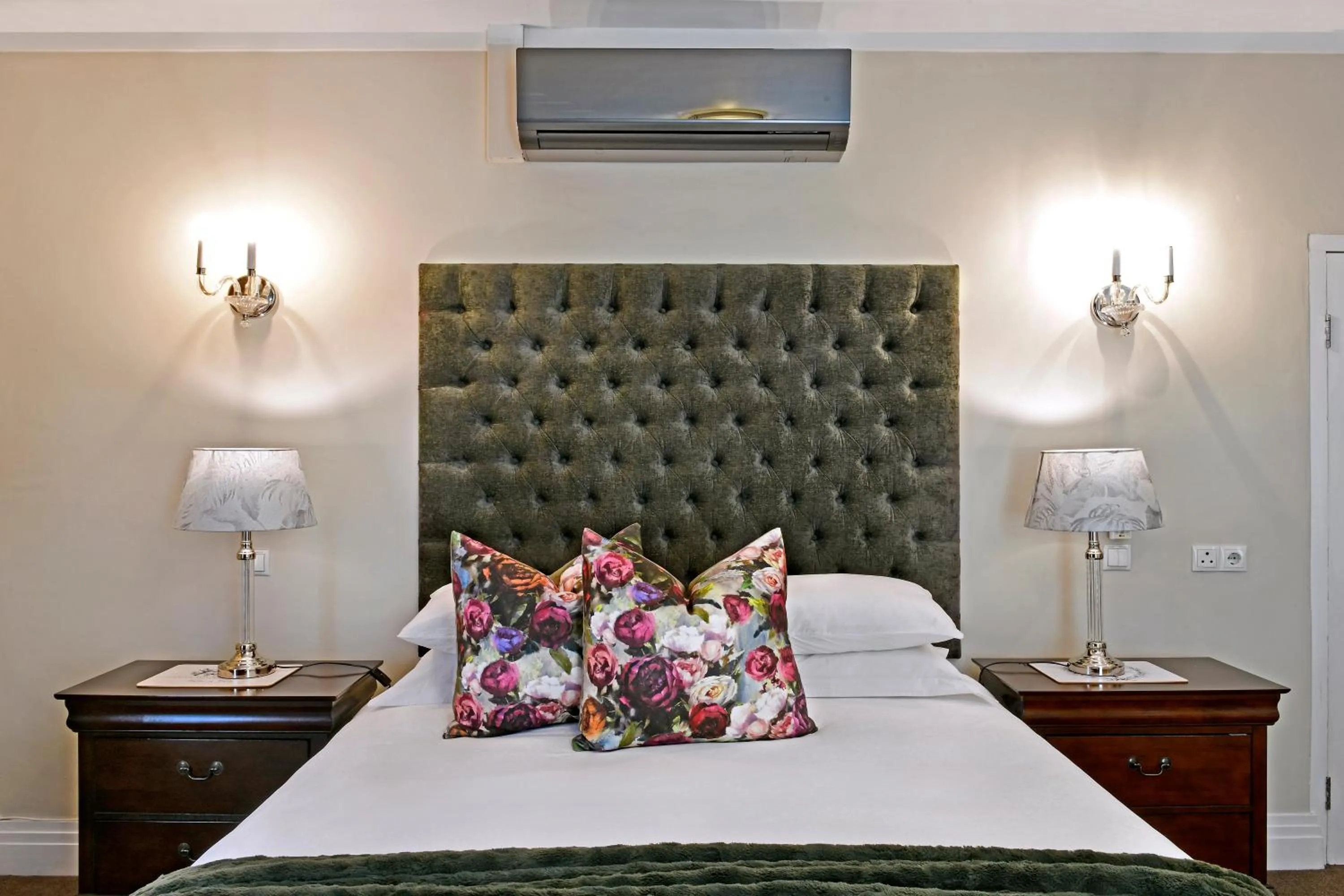 Bed in Le Petit Bijou