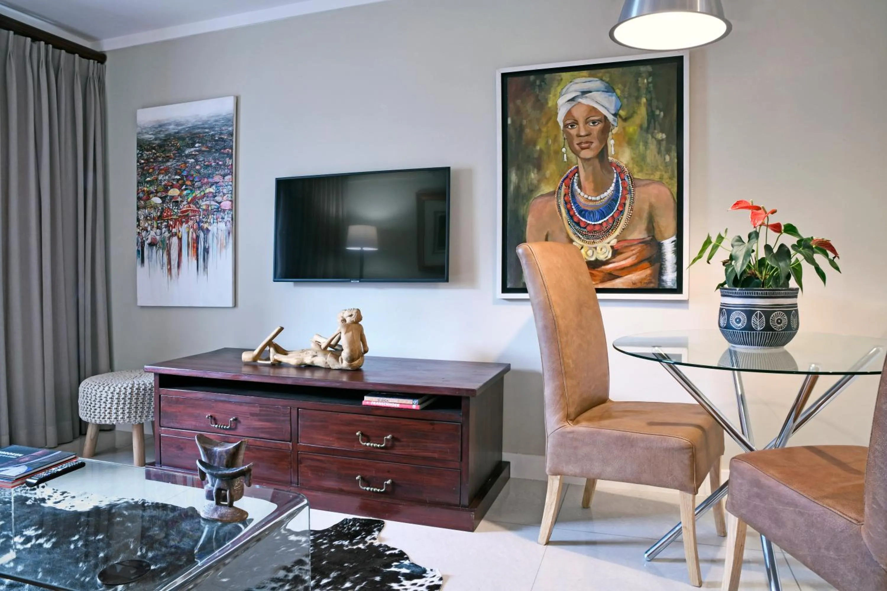 TV and multimedia in Le Petit Bijou