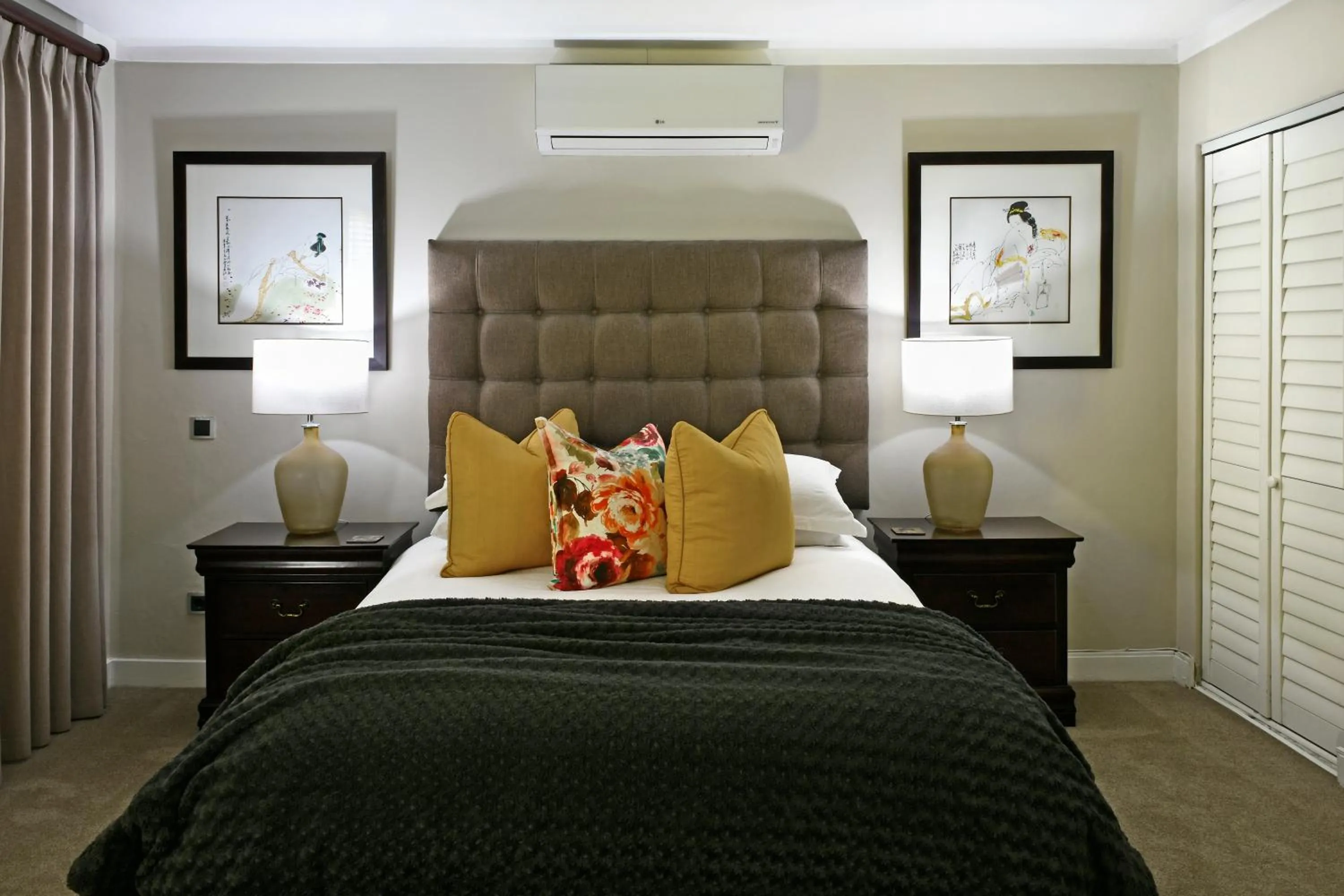 Bedroom, Bed in Le Petit Bijou