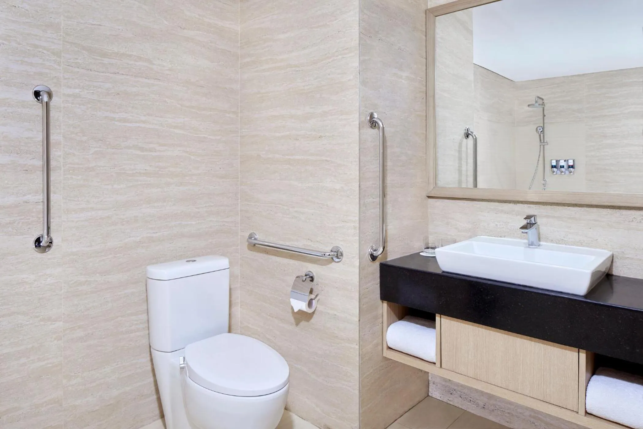 Toilet in Four Points by Sheraton Makassar