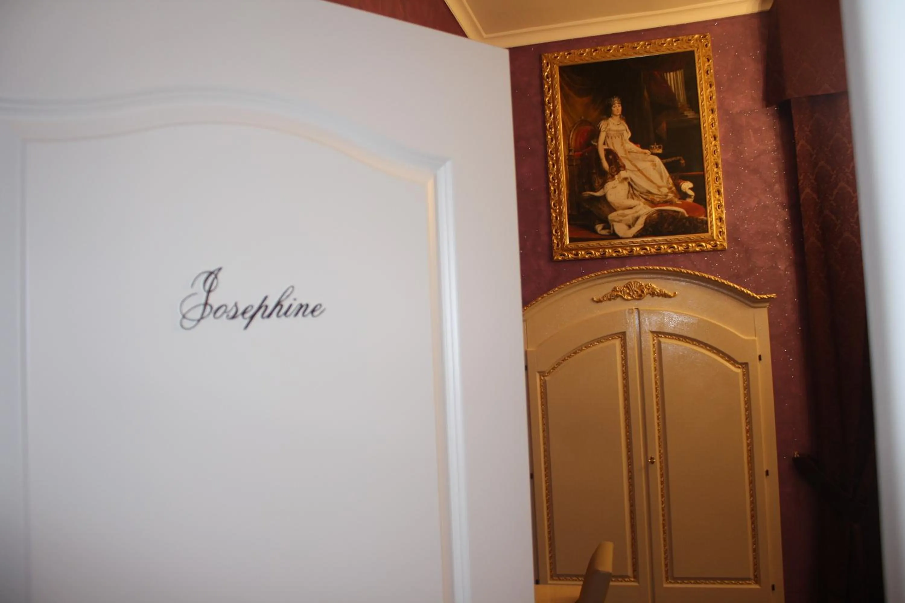 Decorative detail in Pope's Suites