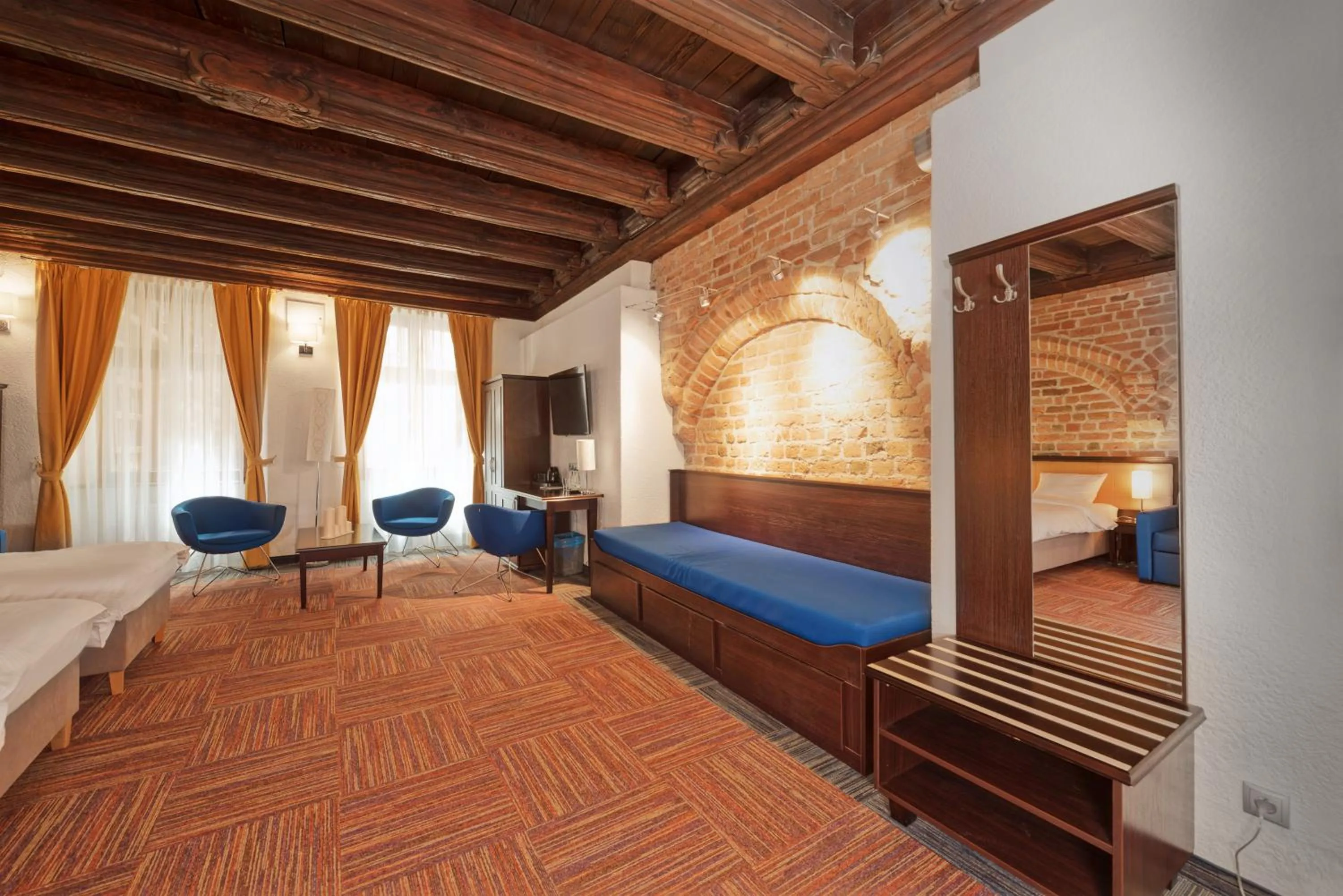 Bed in Palazzo Rosso Old Town