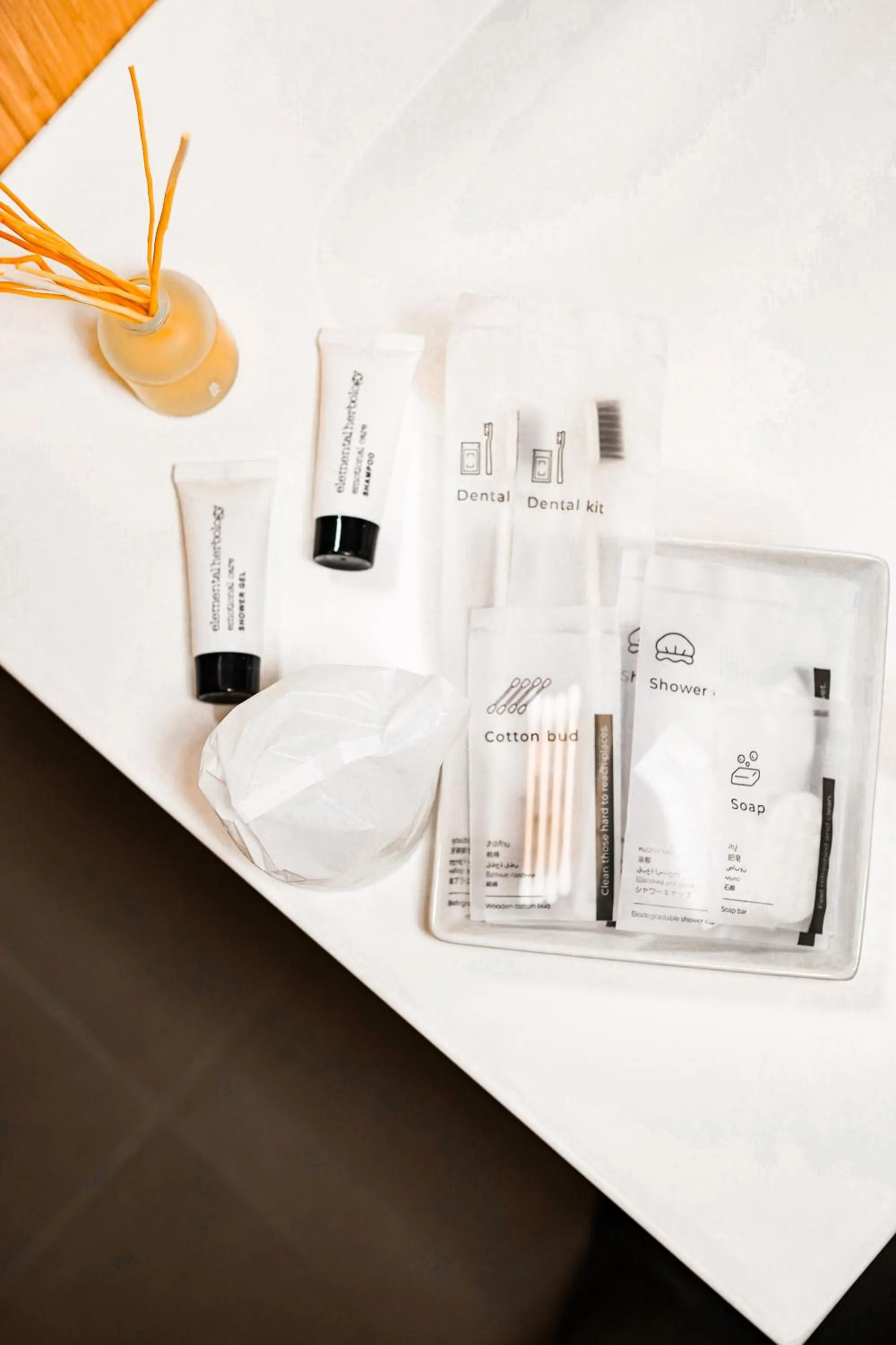 Bathroom in Golden Empire Suvarnabhumi Hotel