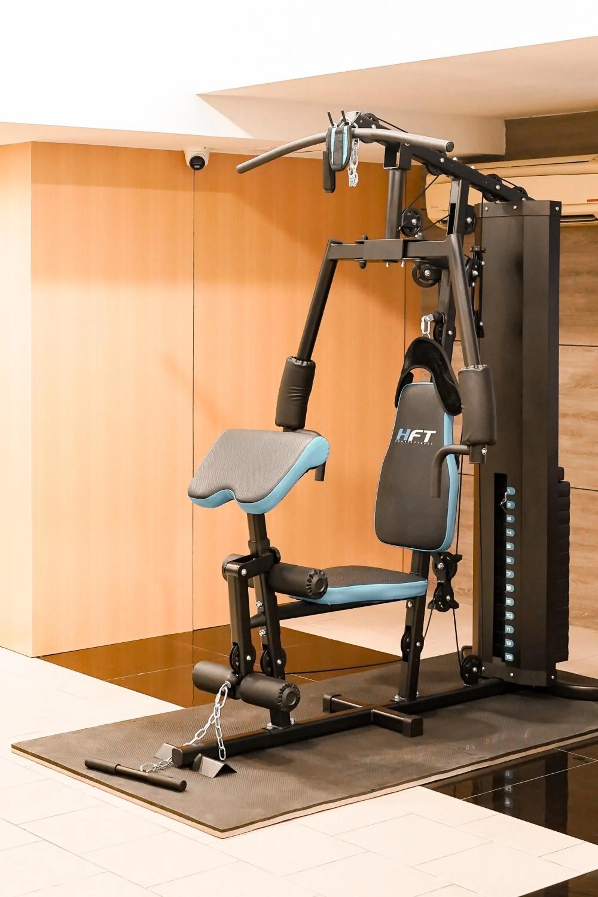 Fitness centre/facilities in Golden Empire Suvarnabhumi Hotel