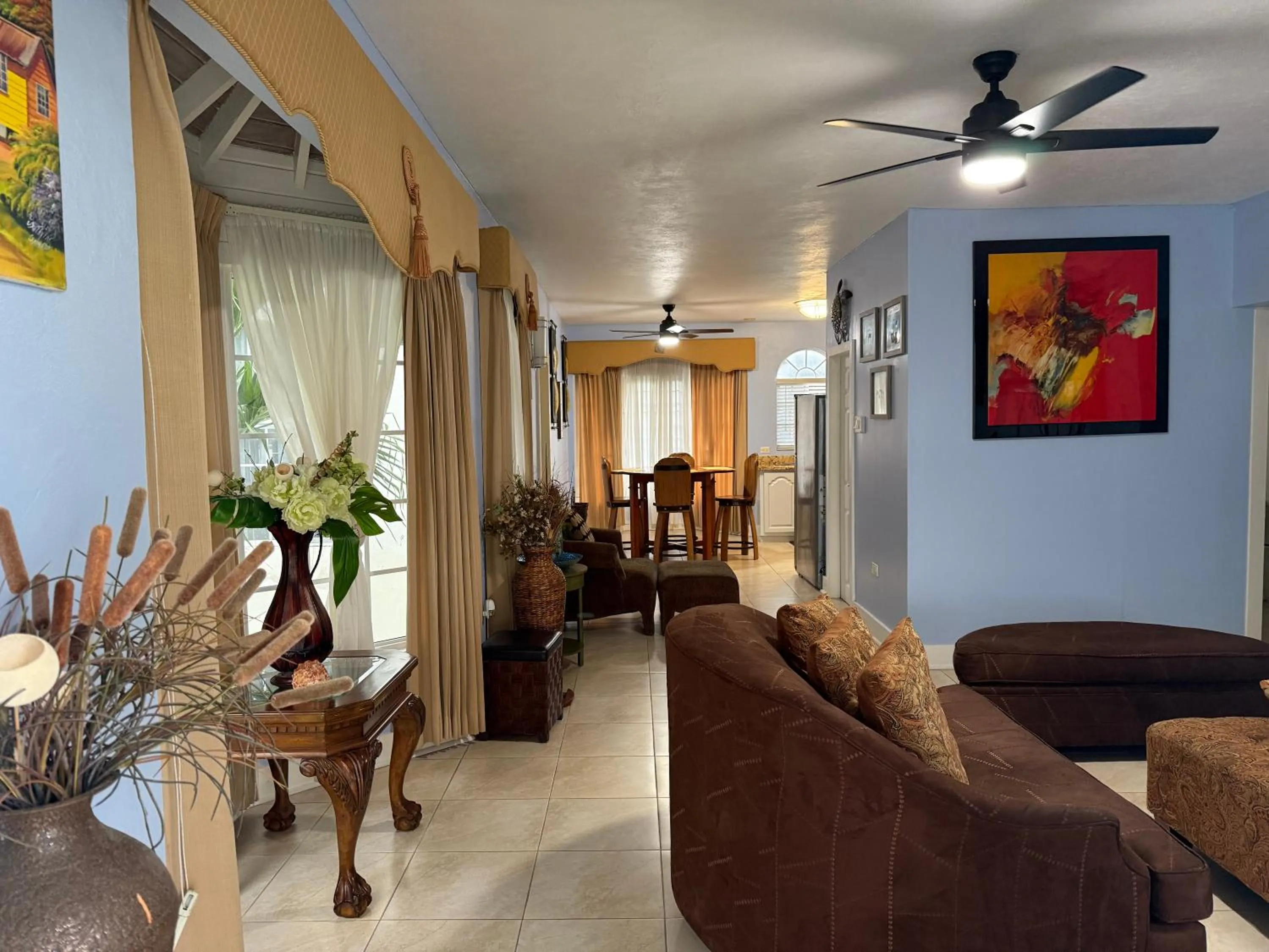 Penthouse On The Ridge