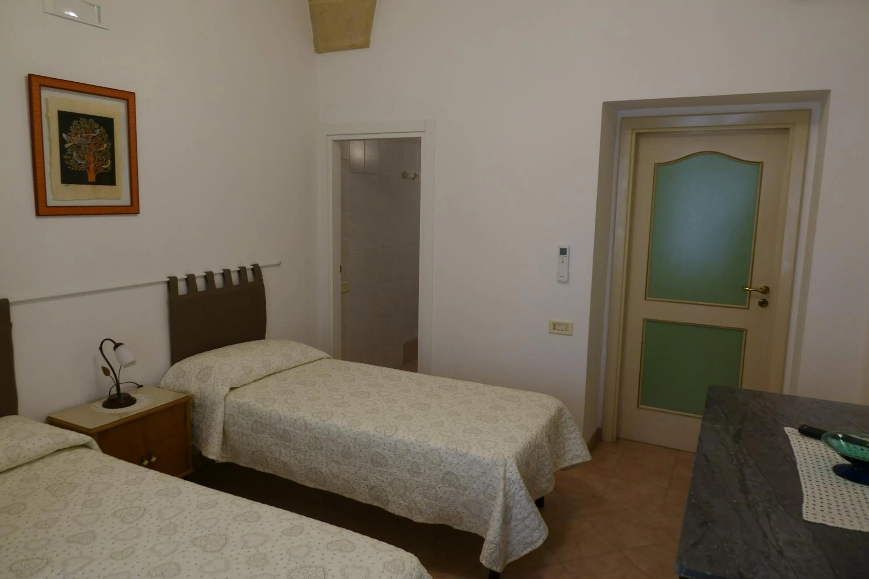 Photo of the whole room, Bed in Donna Lina