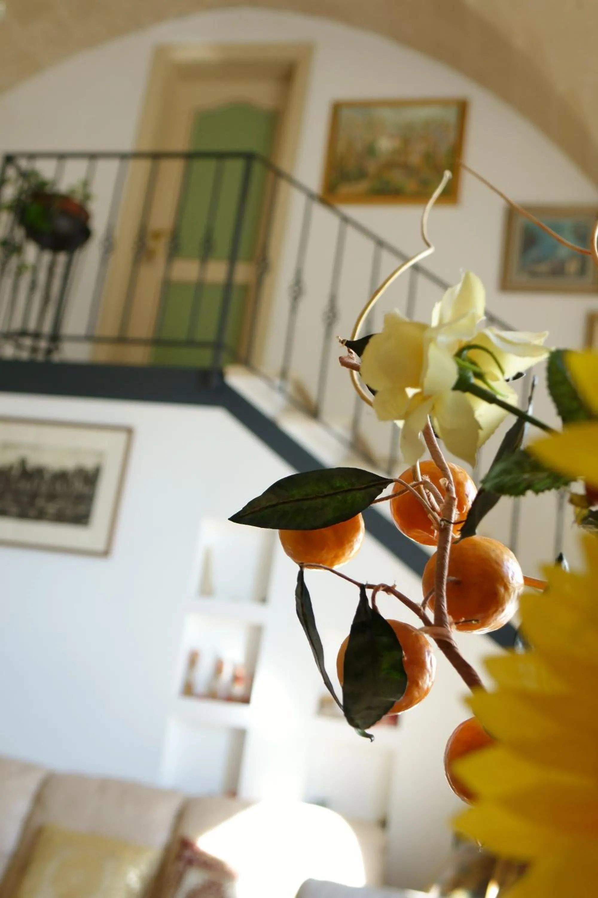 Decorative detail in Donna Lina