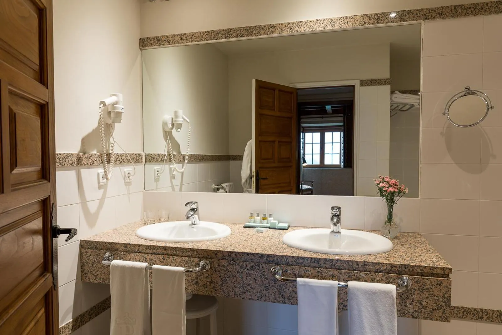 Bathroom in Parador de Tui