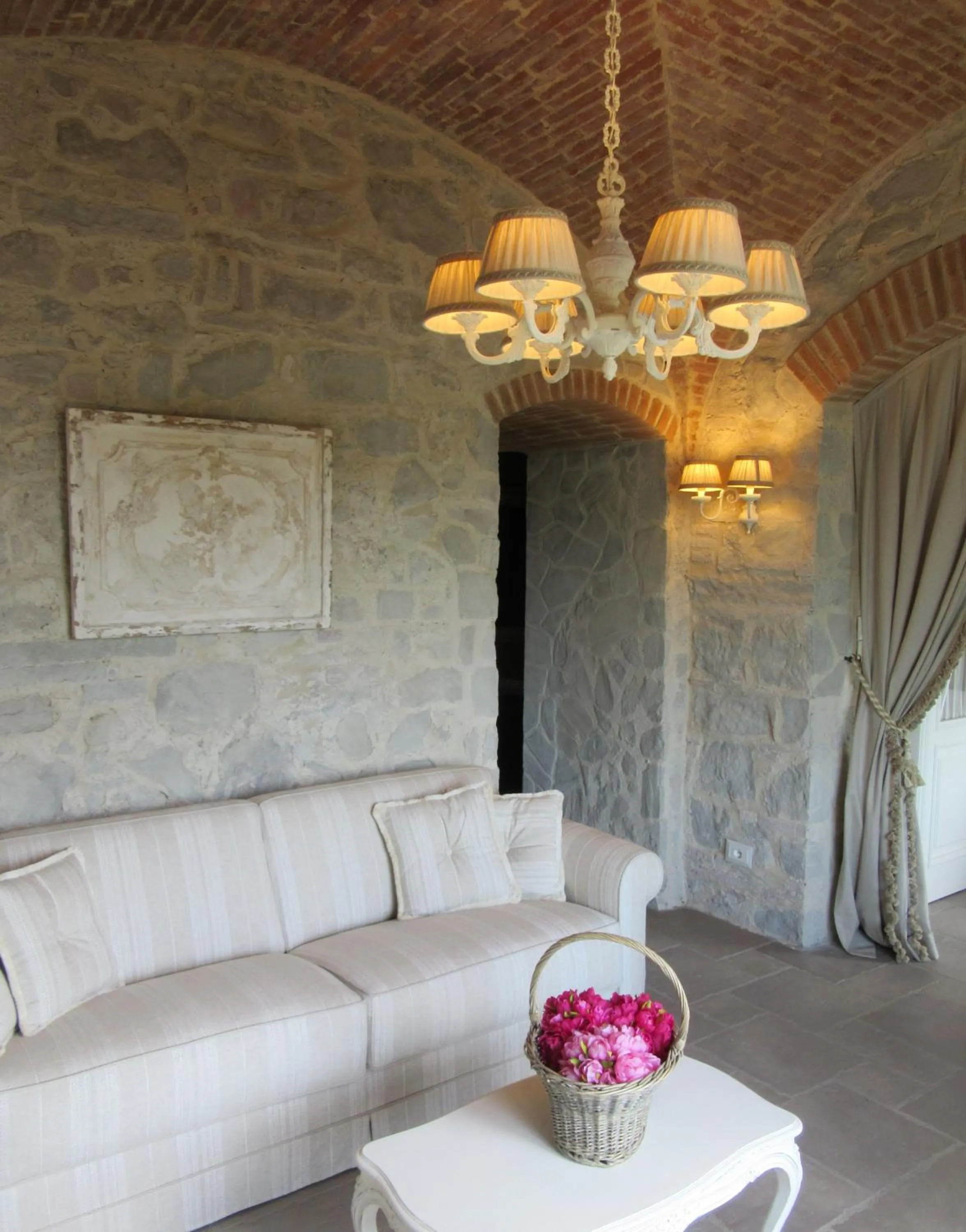 Decorative detail in Villa Le Fontanelle