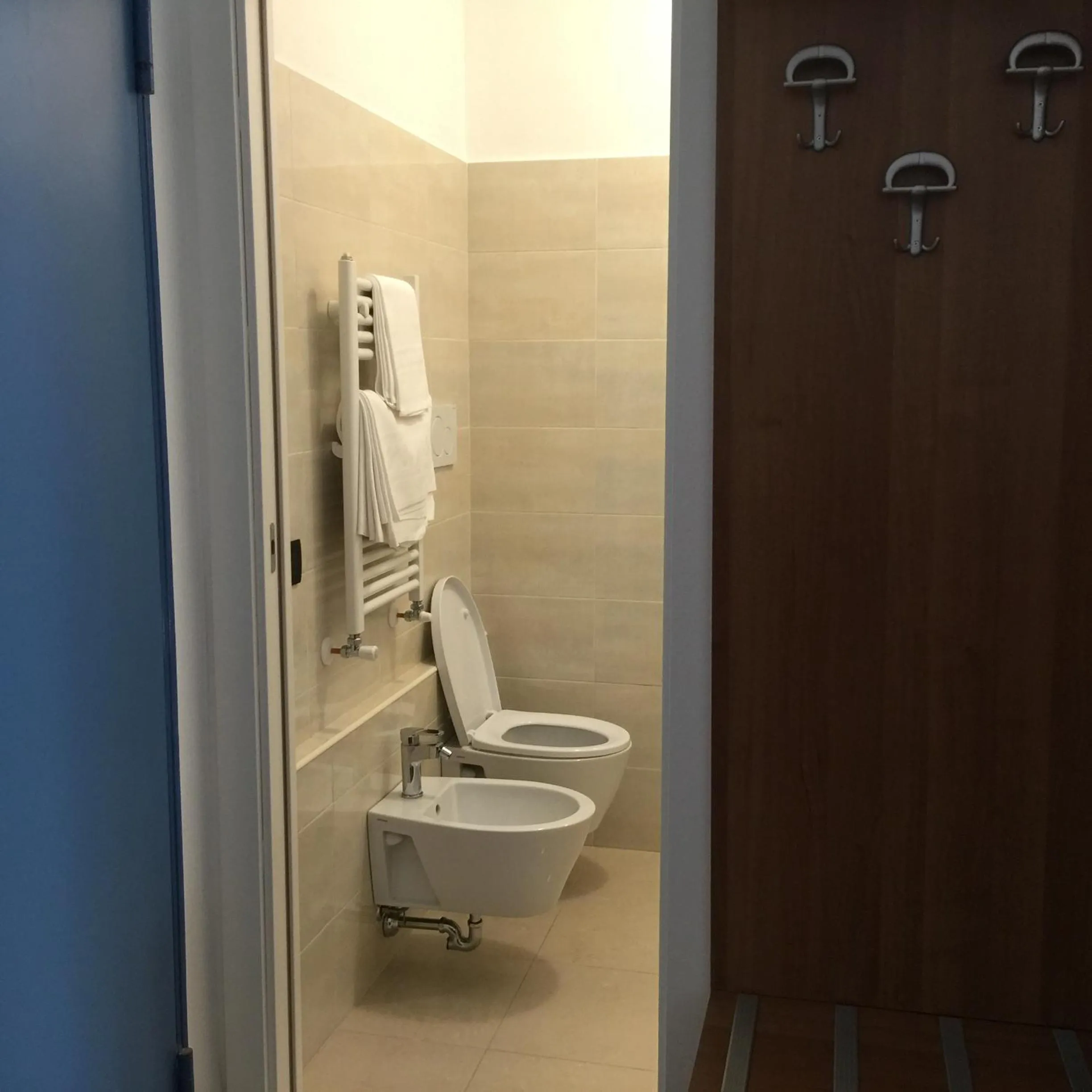 Bathroom in Hotel Athena