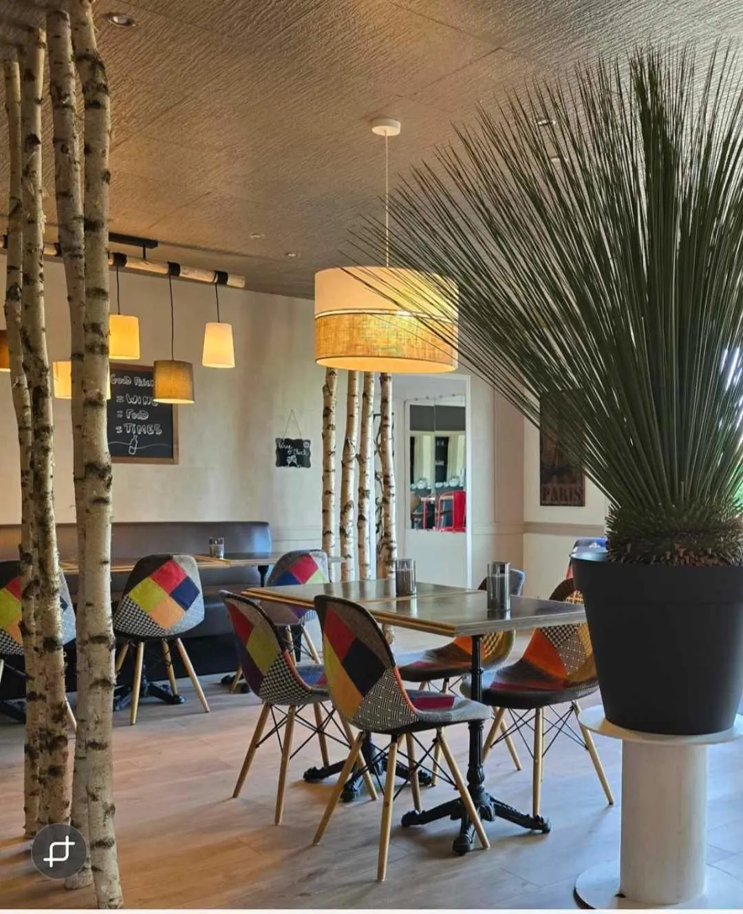 Restaurant/places to eat in Logis Hôtel Vannes Nord Le Clos Des Hortensias