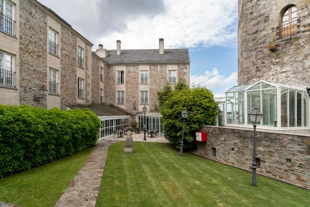 Property building in Parador de Vilalba