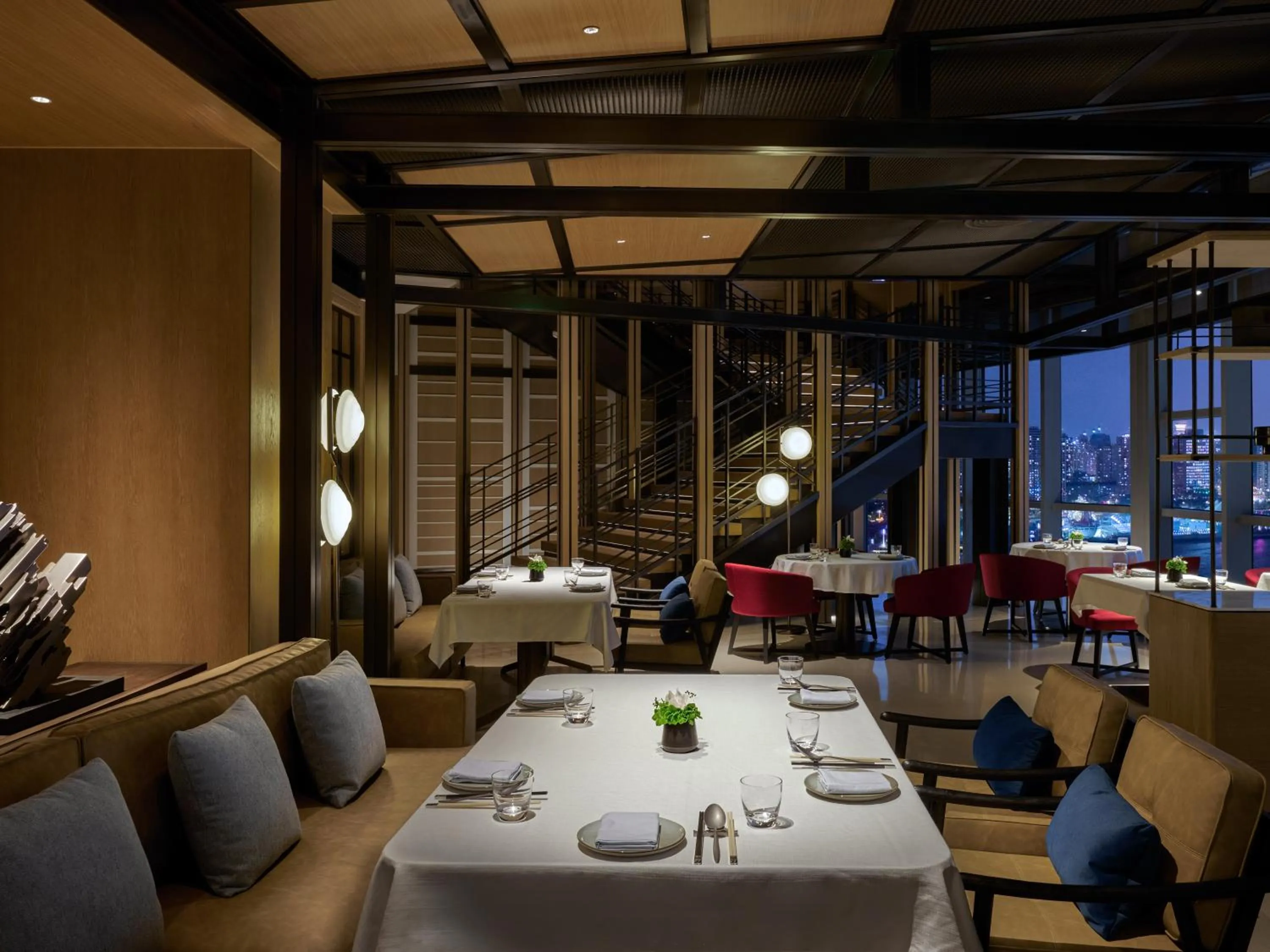 Restaurant/places to eat in Thompson Shanghai Expo