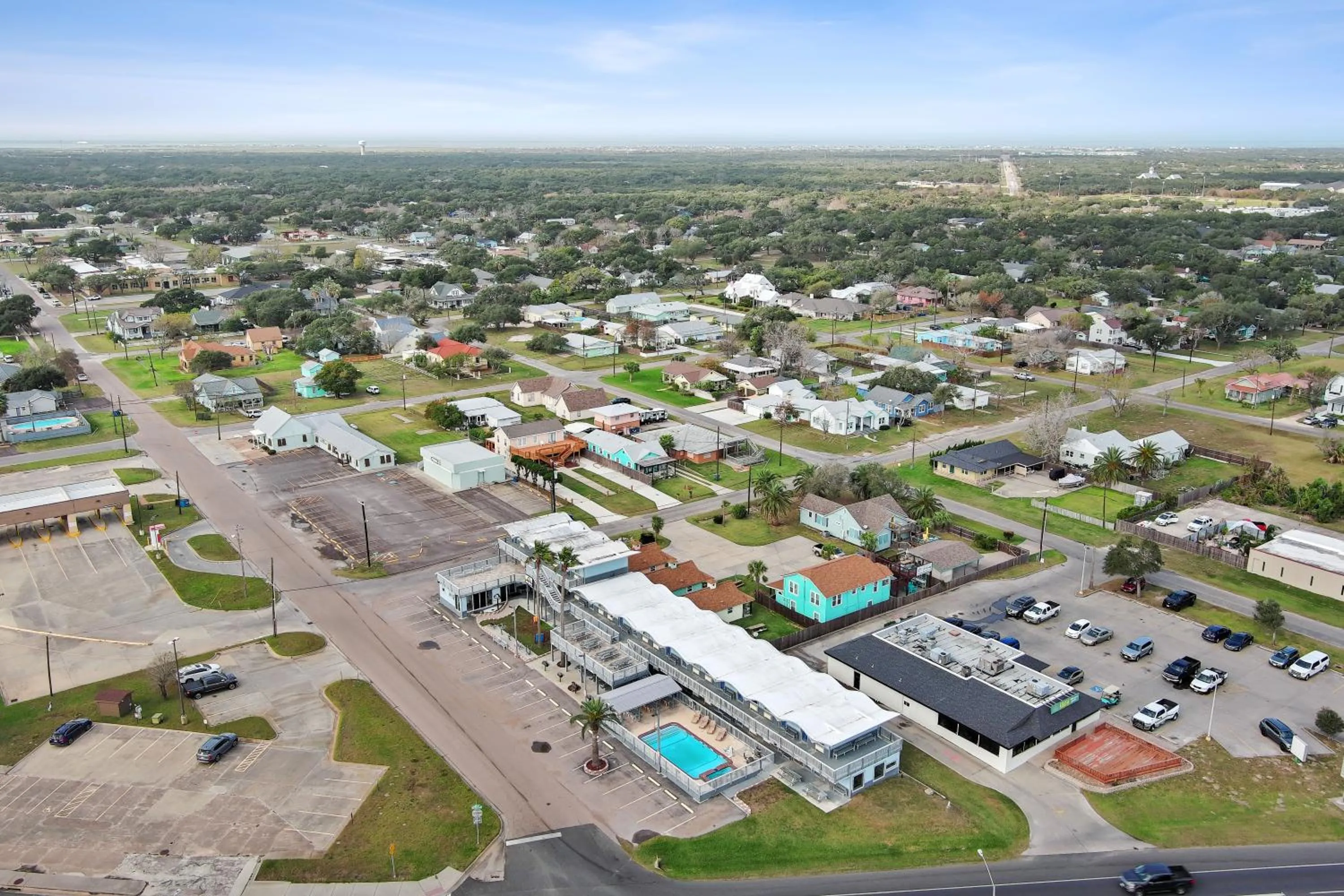 Property building in Blue Wave Inn