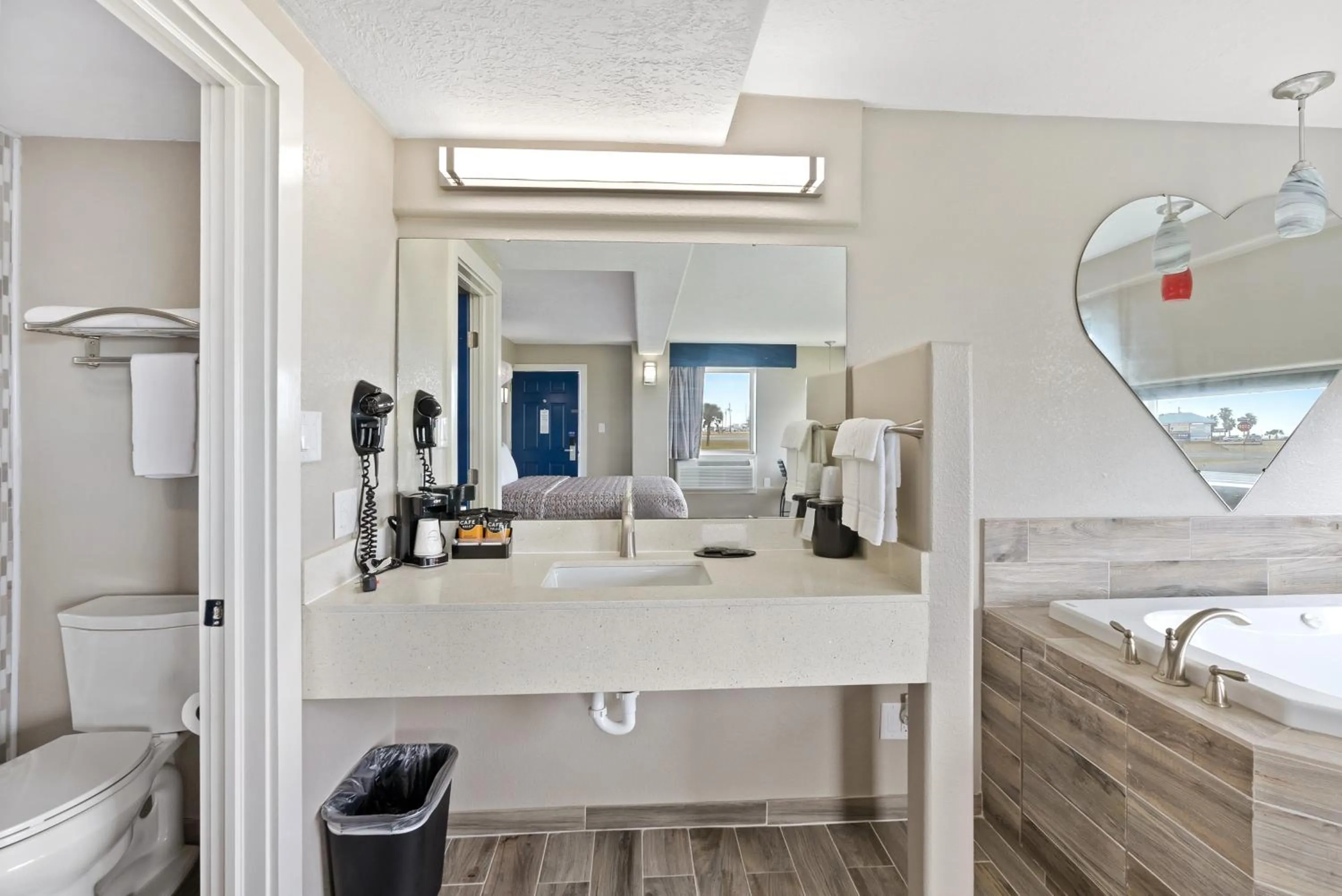 Shower in Blue Wave Inn