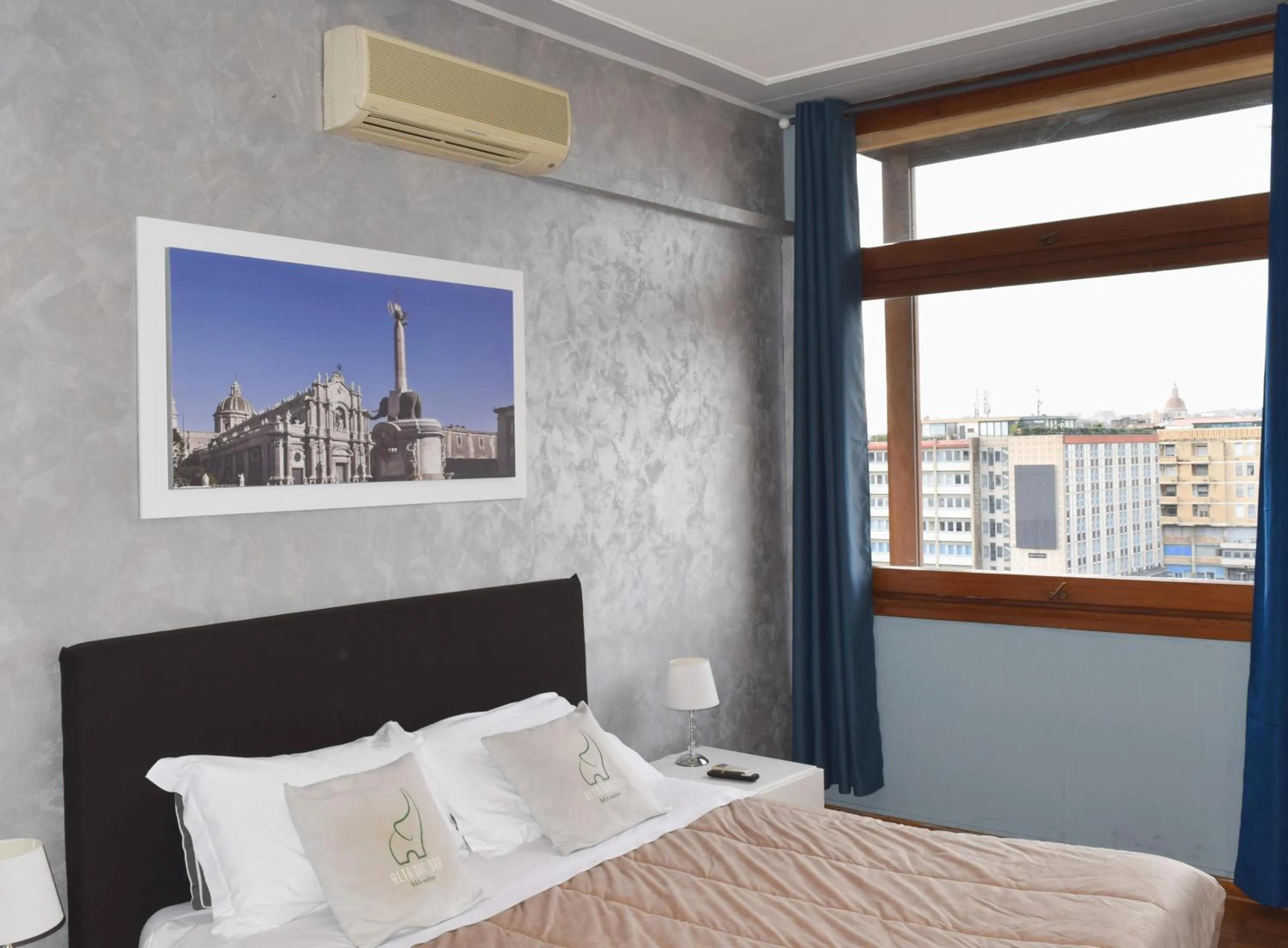 Bed in Alta Dimora b&b suites