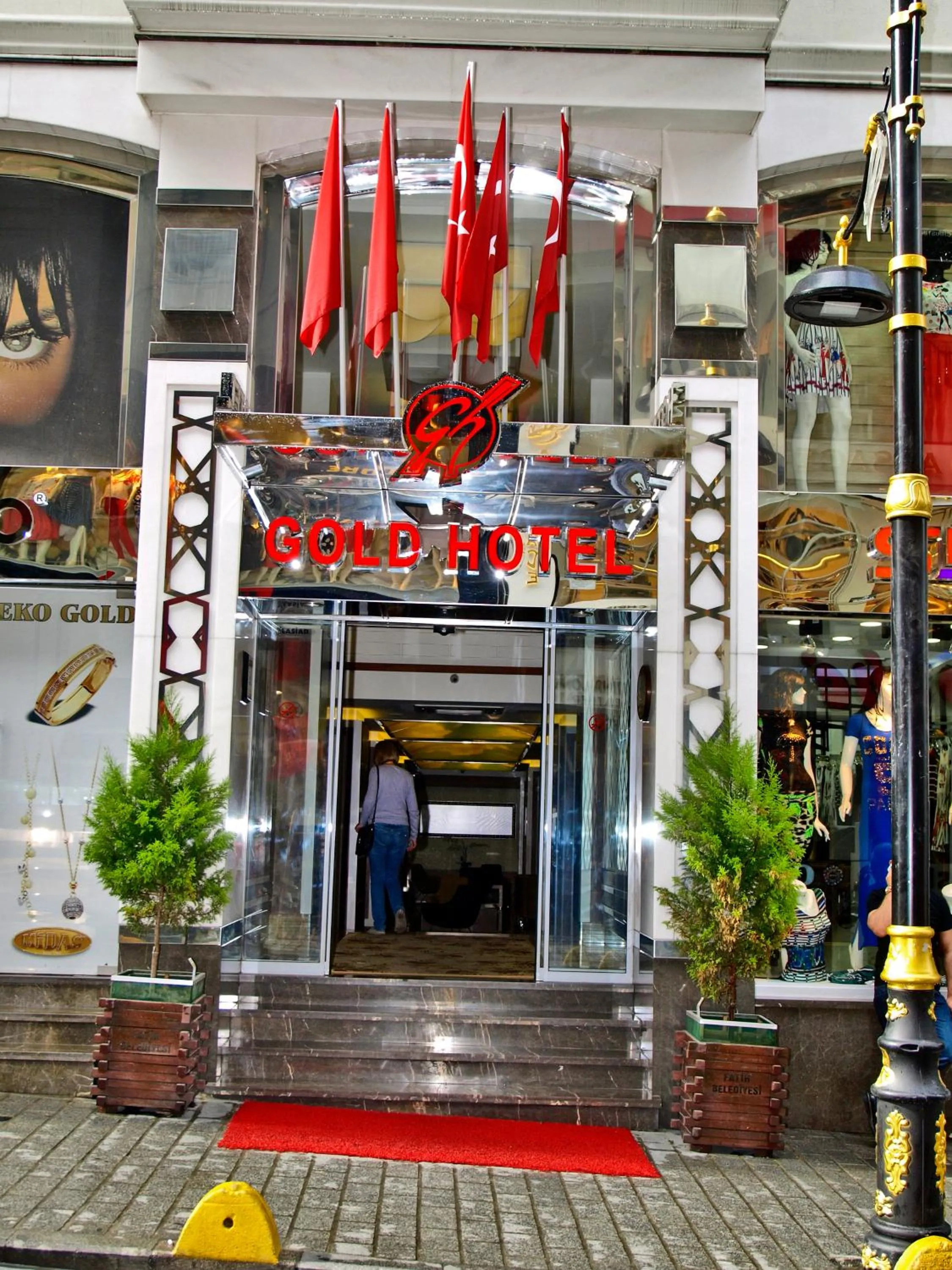 Property building in Gold Hotel