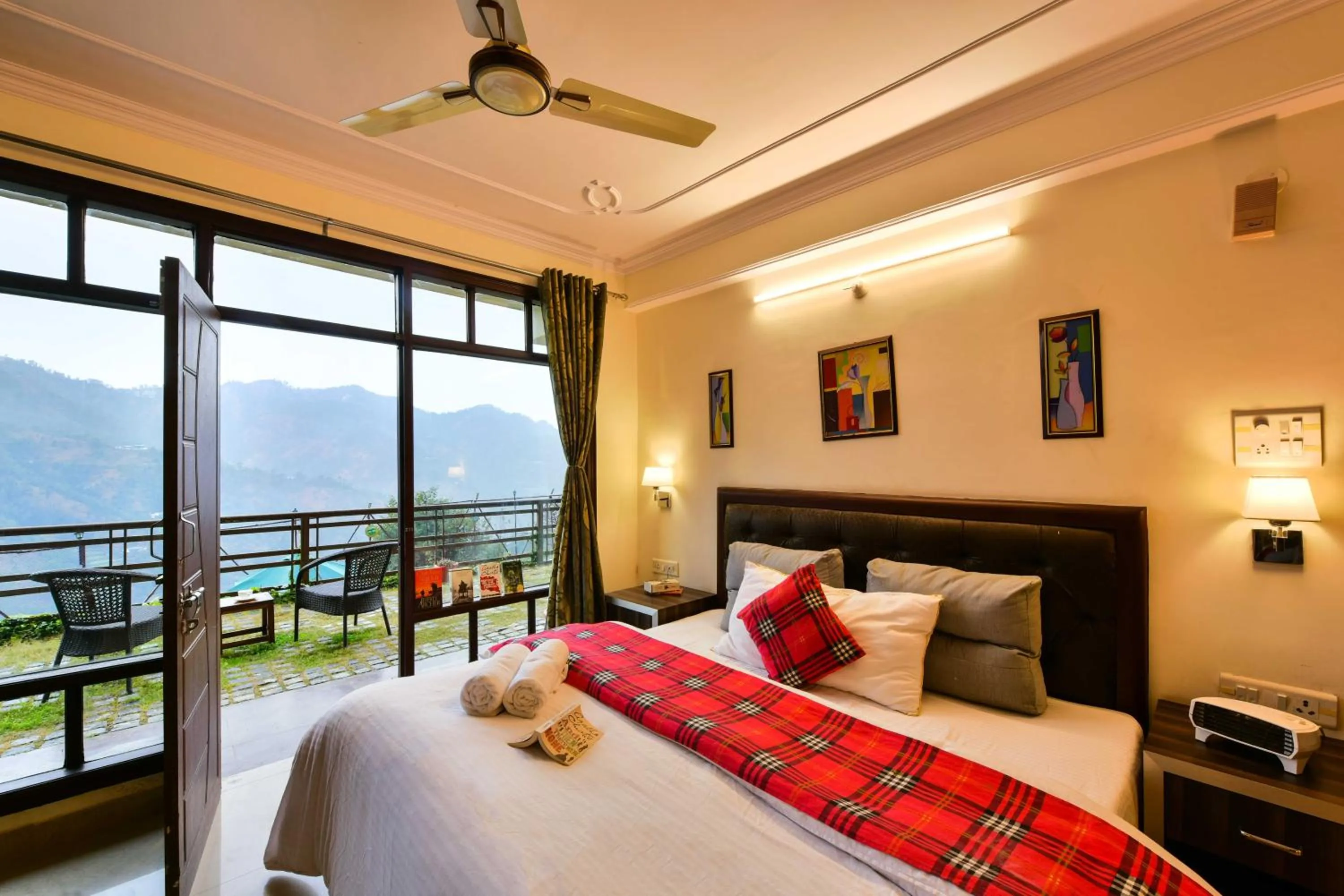 Bed in Zostel Homes Mashobra (Shimla)