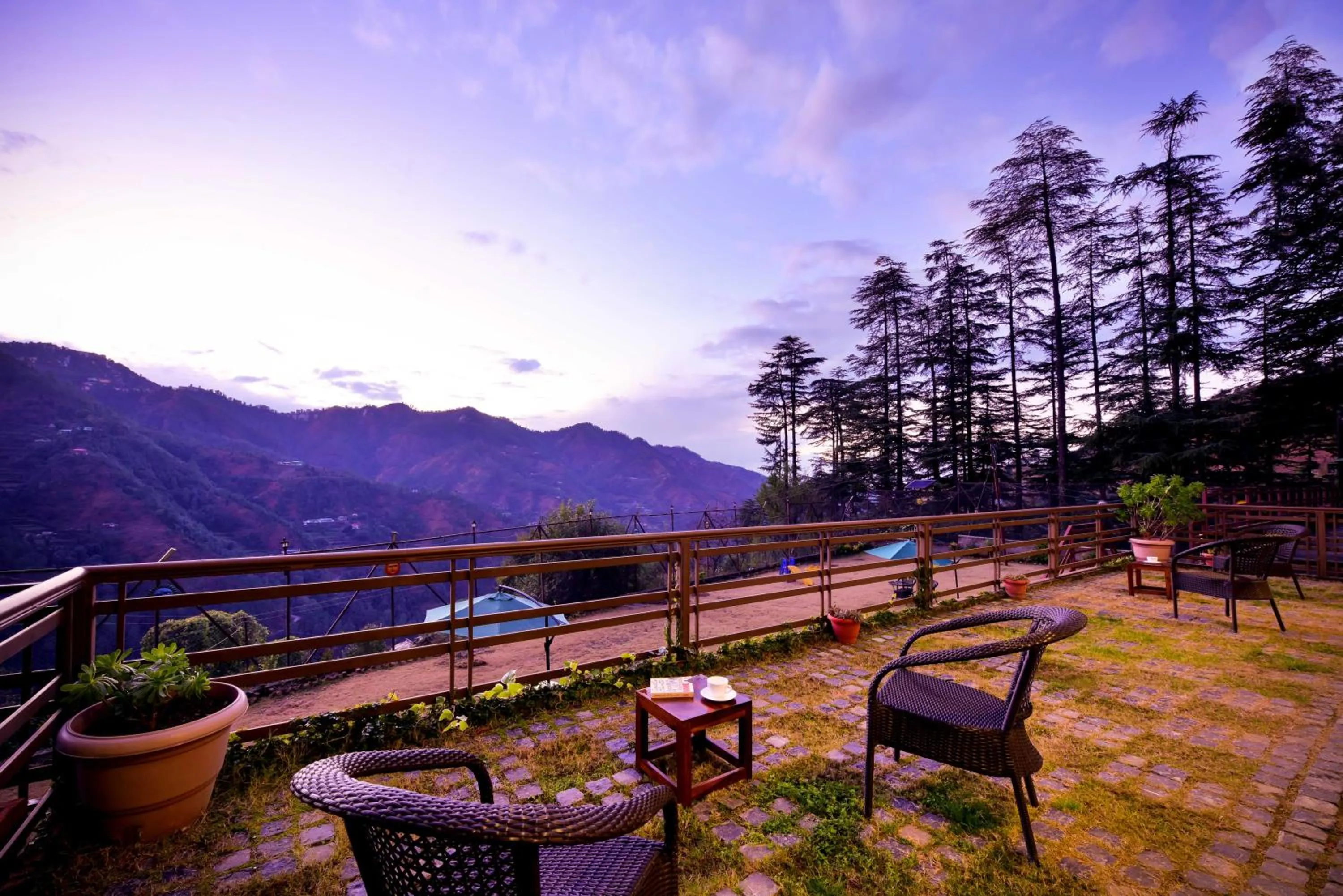 Facade/entrance in Zostel Homes Mashobra (Shimla)