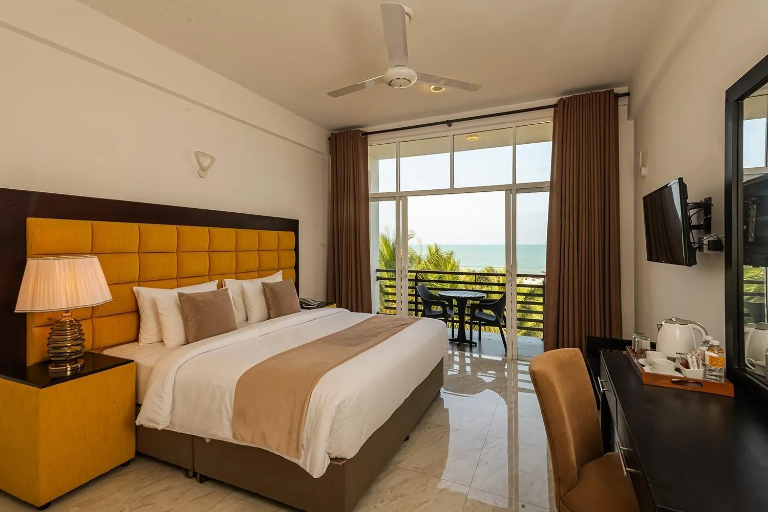 Bed in Beverly Beach Hotel & Transit