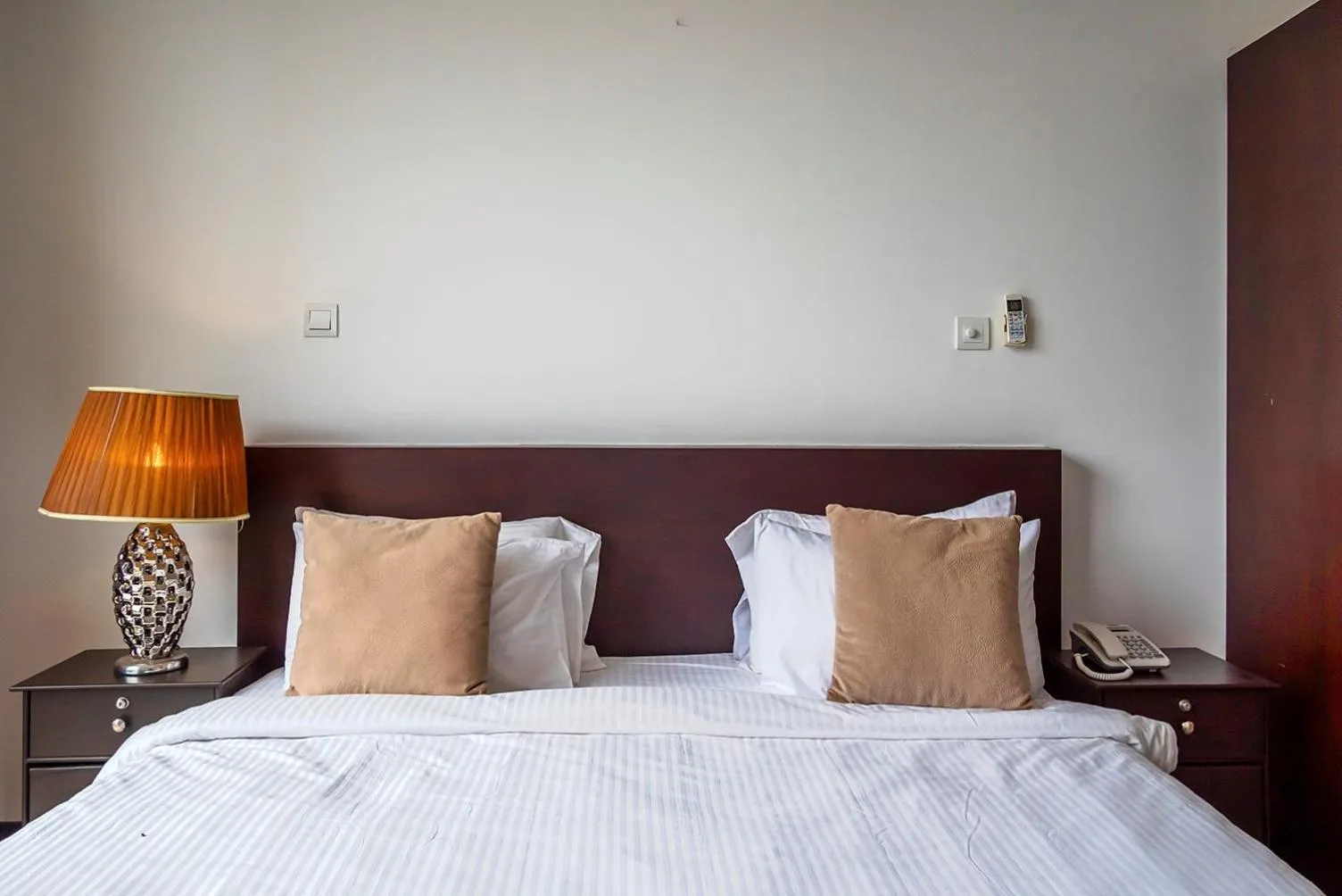 Bed in Beverly Beach Hotel & Transit