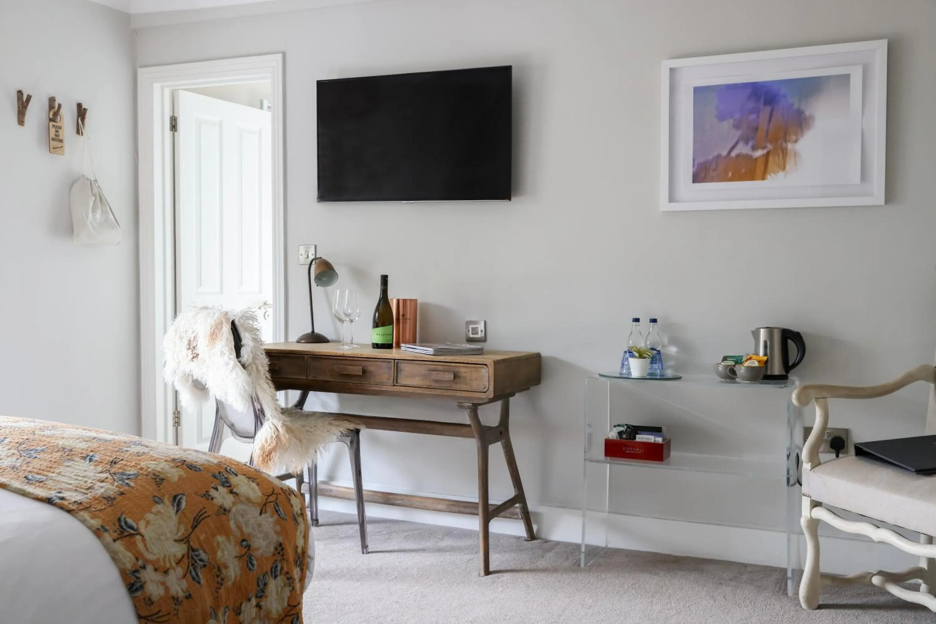Bedroom in The Goudhurst Inn