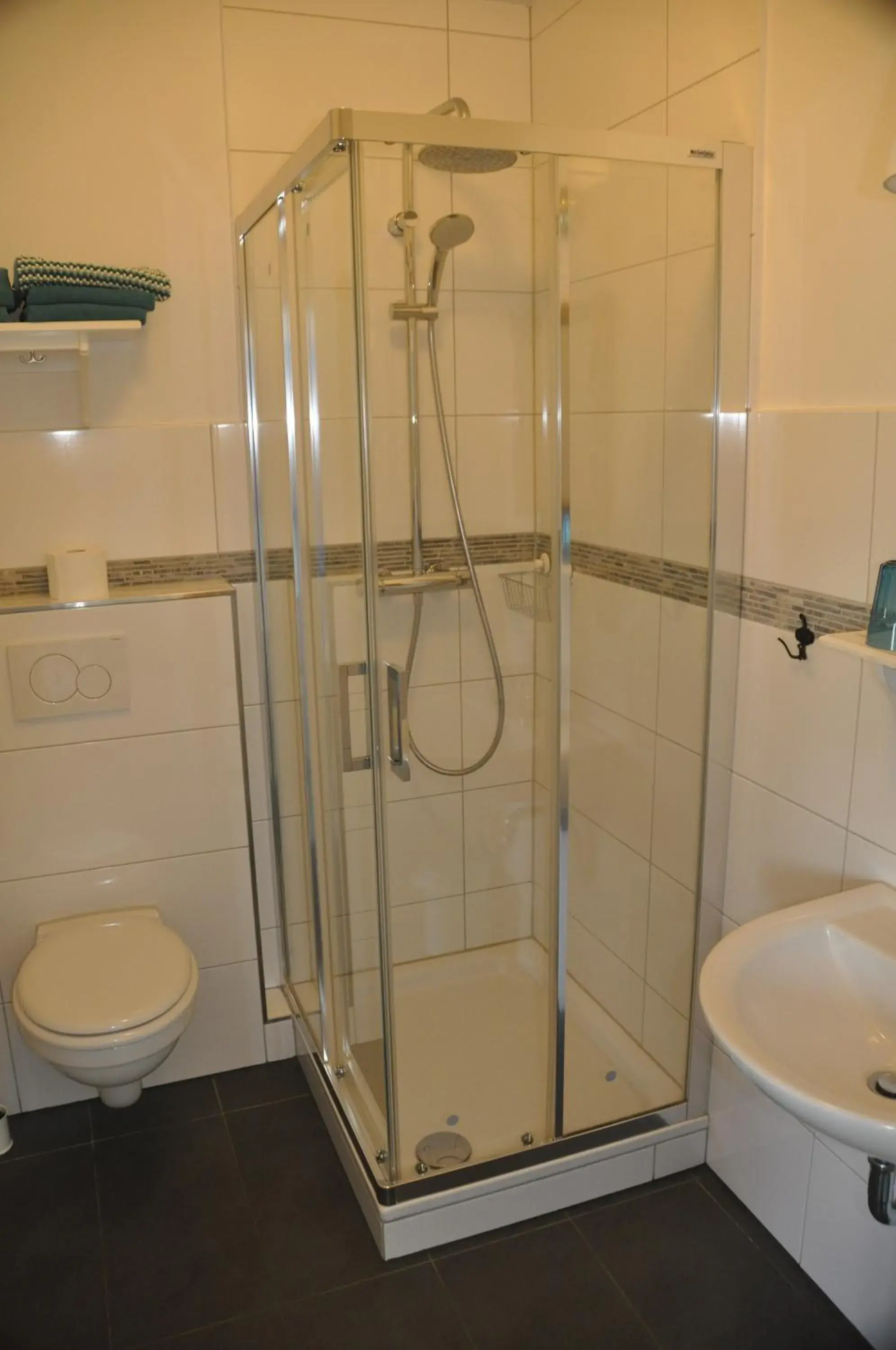 Double Room with Balcony - single occupancy in Hotel & Ferienunterkünfte Hus Seeblick Double Room with Balcony - single occupancy in Hotel & Ferienunterkünfte Hus Seeblick