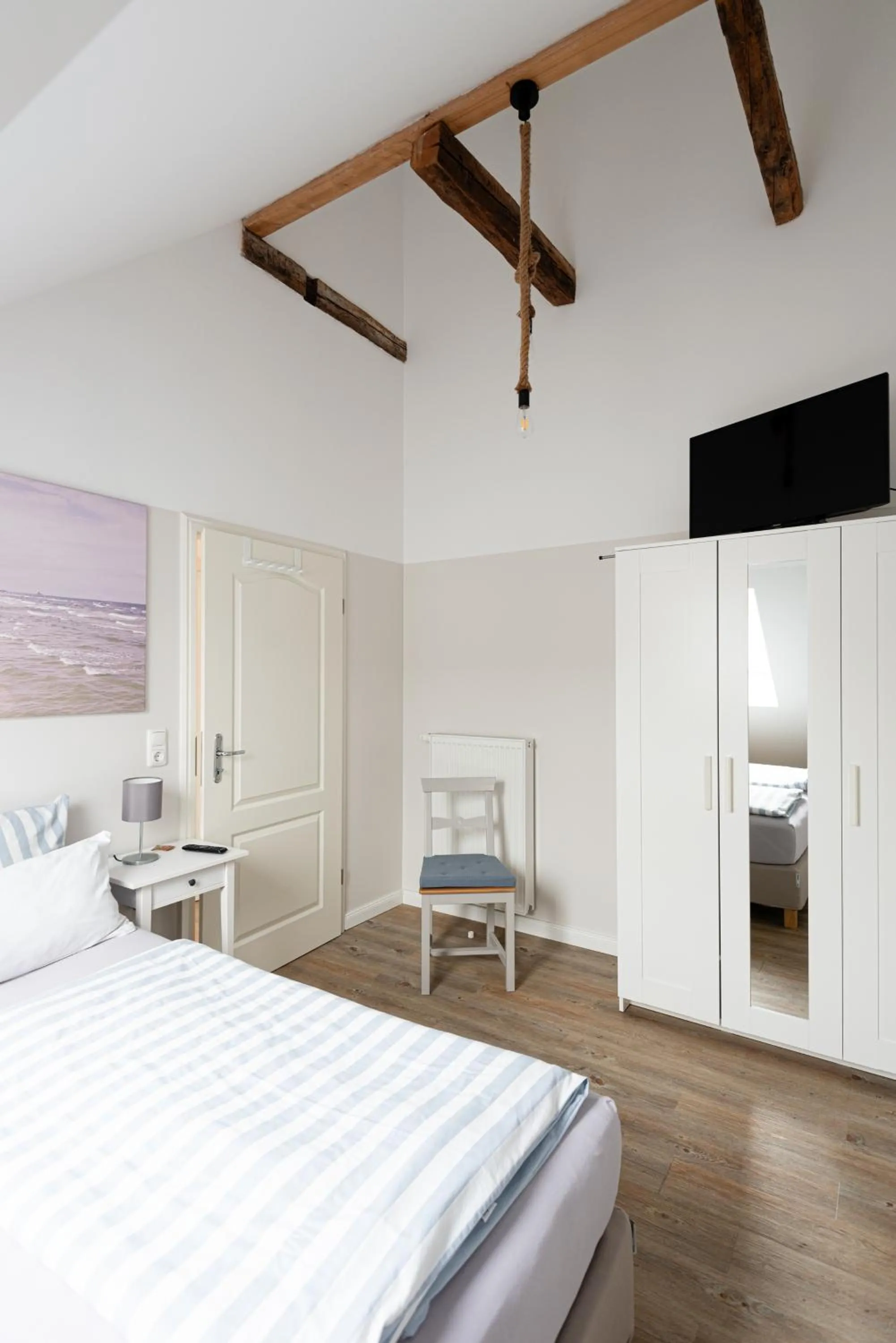 Bed in Hotel & Ferienunterkünfte Hus Seeblick