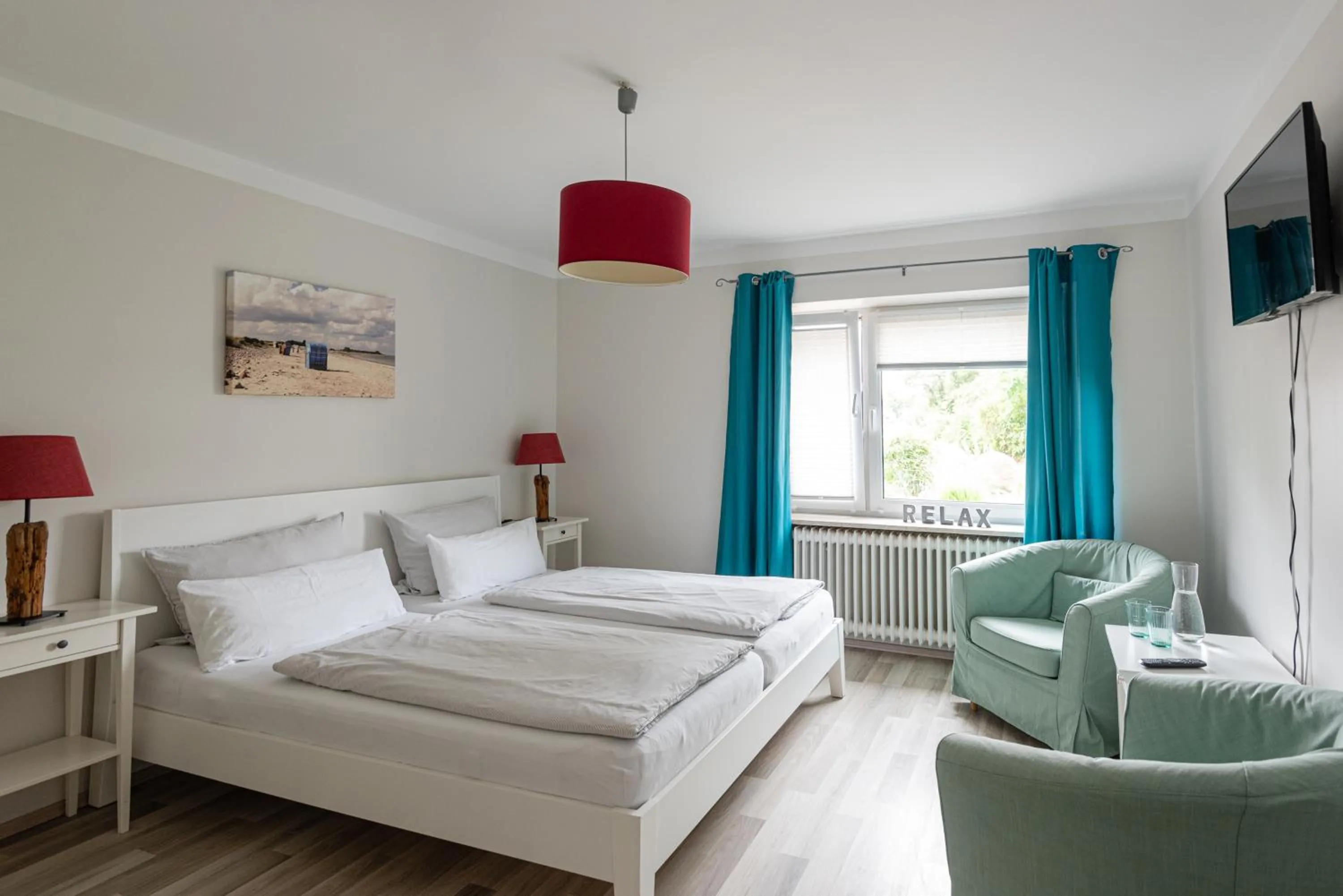 Bed in Hotel & Ferienunterkünfte Hus Seeblick