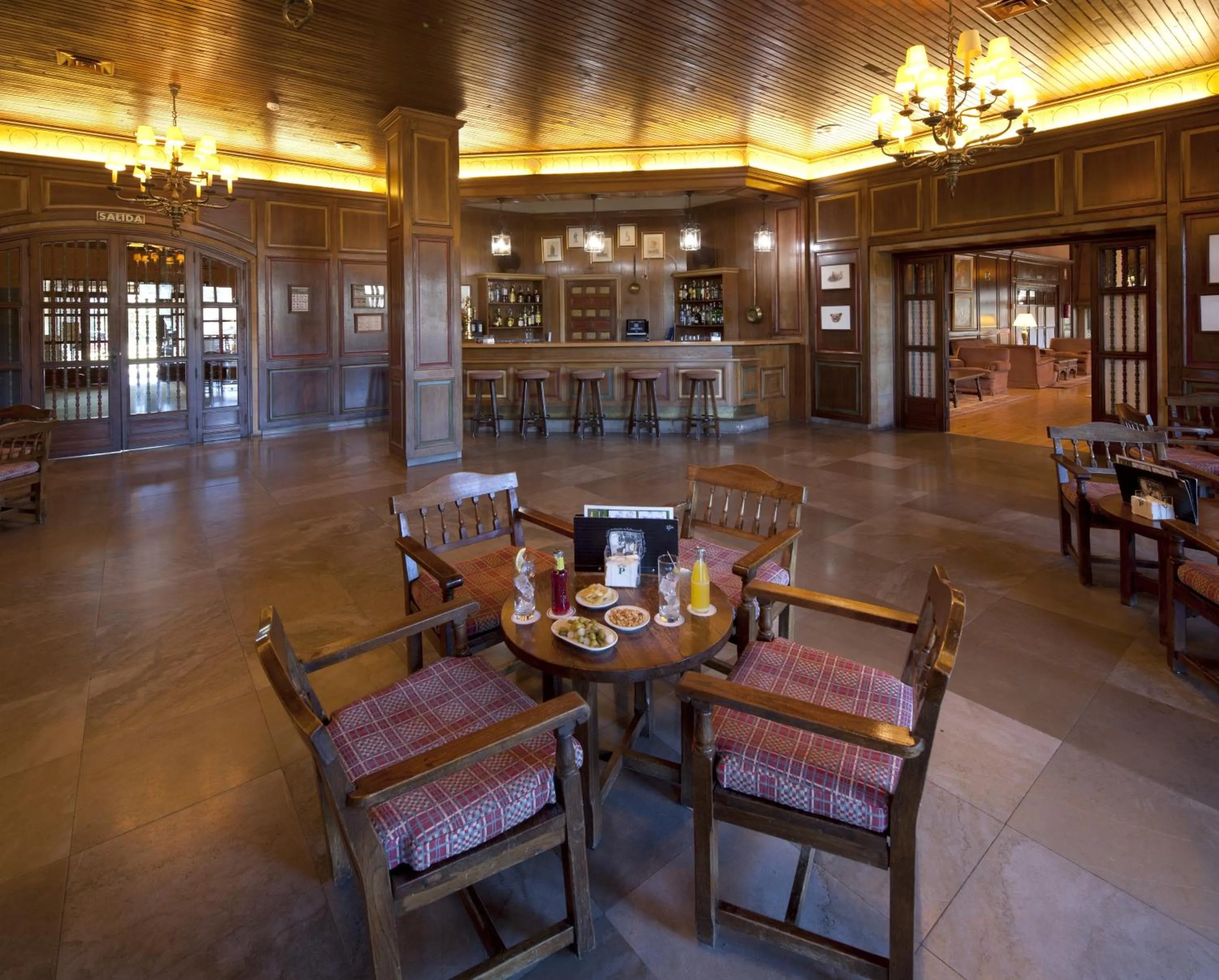 Lounge or bar in Parador de Cervera de Pisuerga