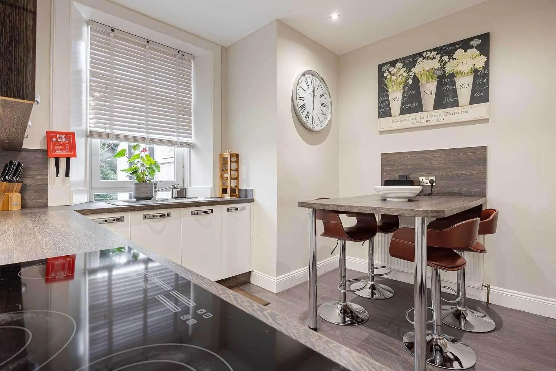 Kitchen or kitchenette in Carmel Apartments