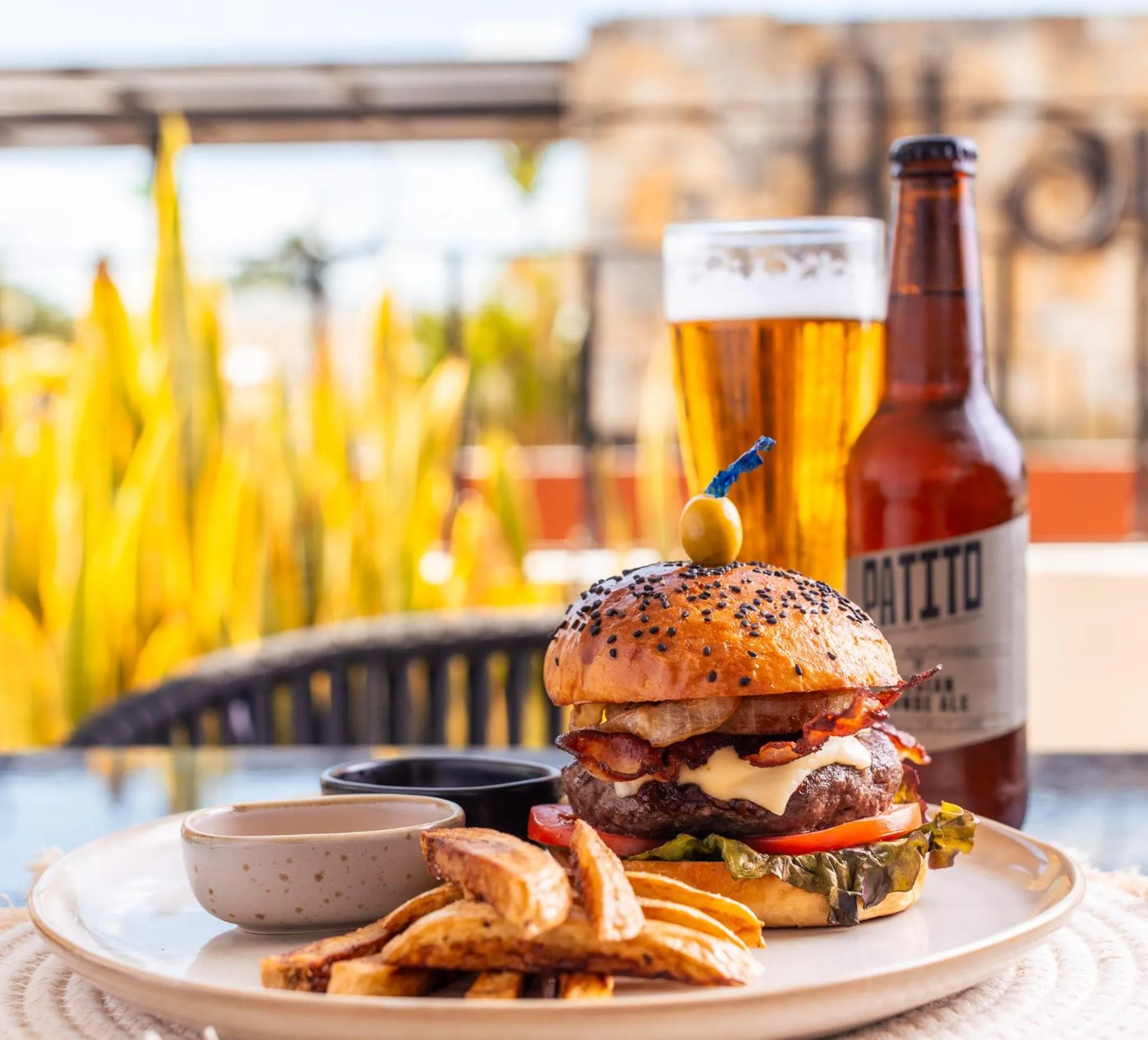 Restaurant/places to eat in Hotel Casa Hipil