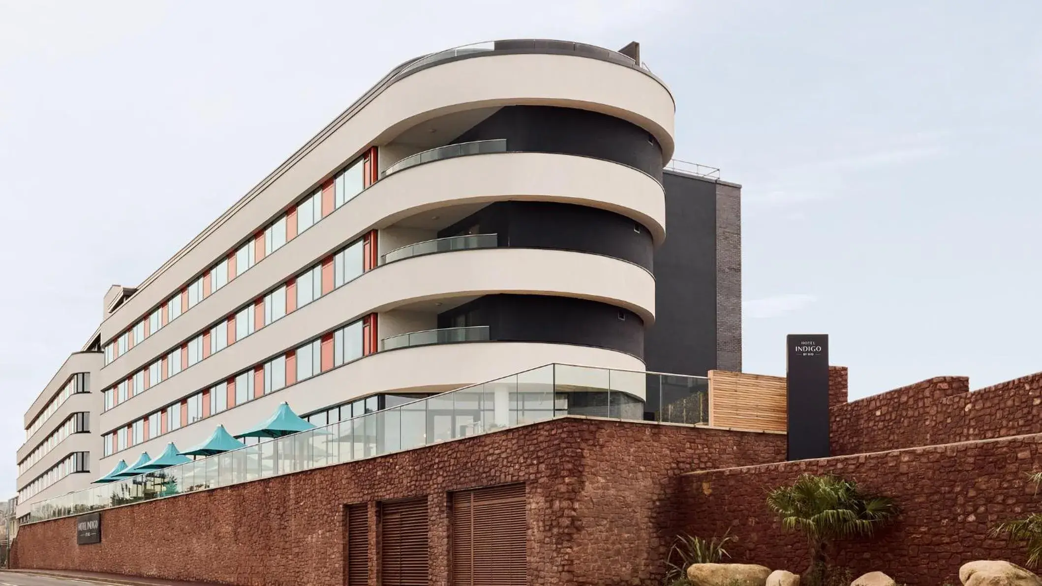 Standard Twin Room with Sea View in Hotel Indigo Torquay, By IHG Standard Twin Room with Sea View in Hotel Indigo Torquay, By IHG