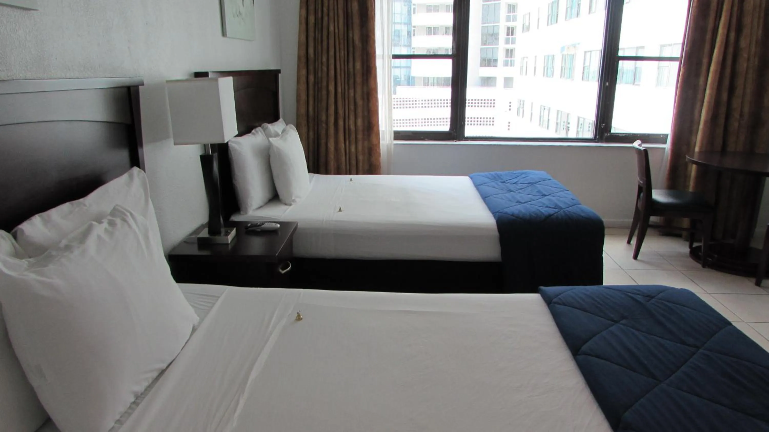 Studio Apartment with Sea View in Ocean Front Casablanca Studios with FULL KITCHENS & Beach access By BL Rentals