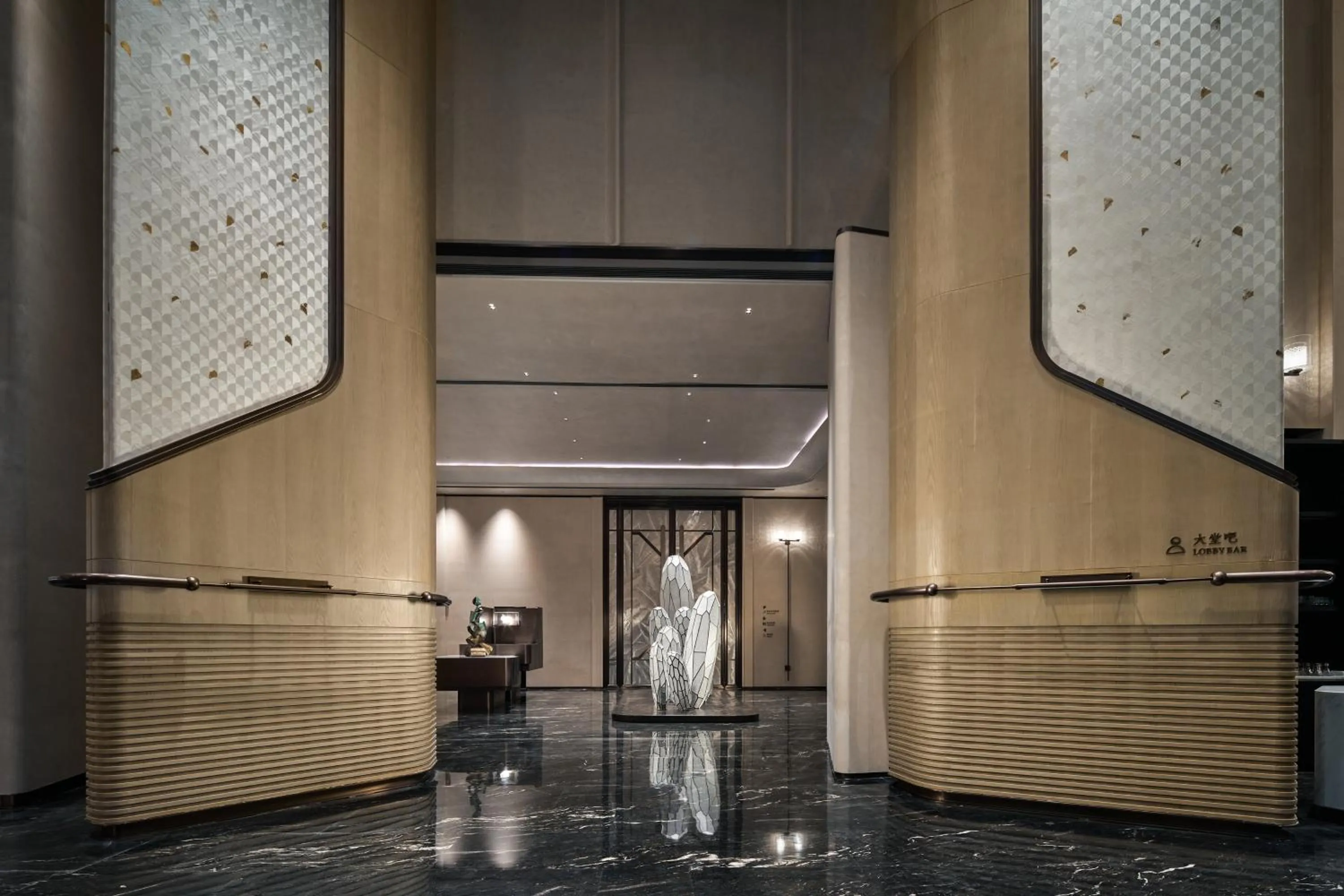 Property building in Crowne Plaza Taixing