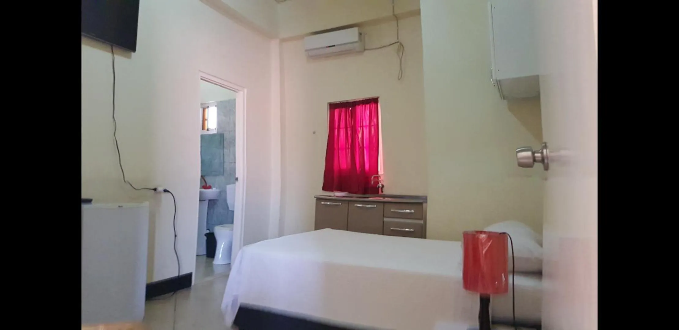 Bed in Hotel Bar Restaurant Emergency 911 STO LK GROUP