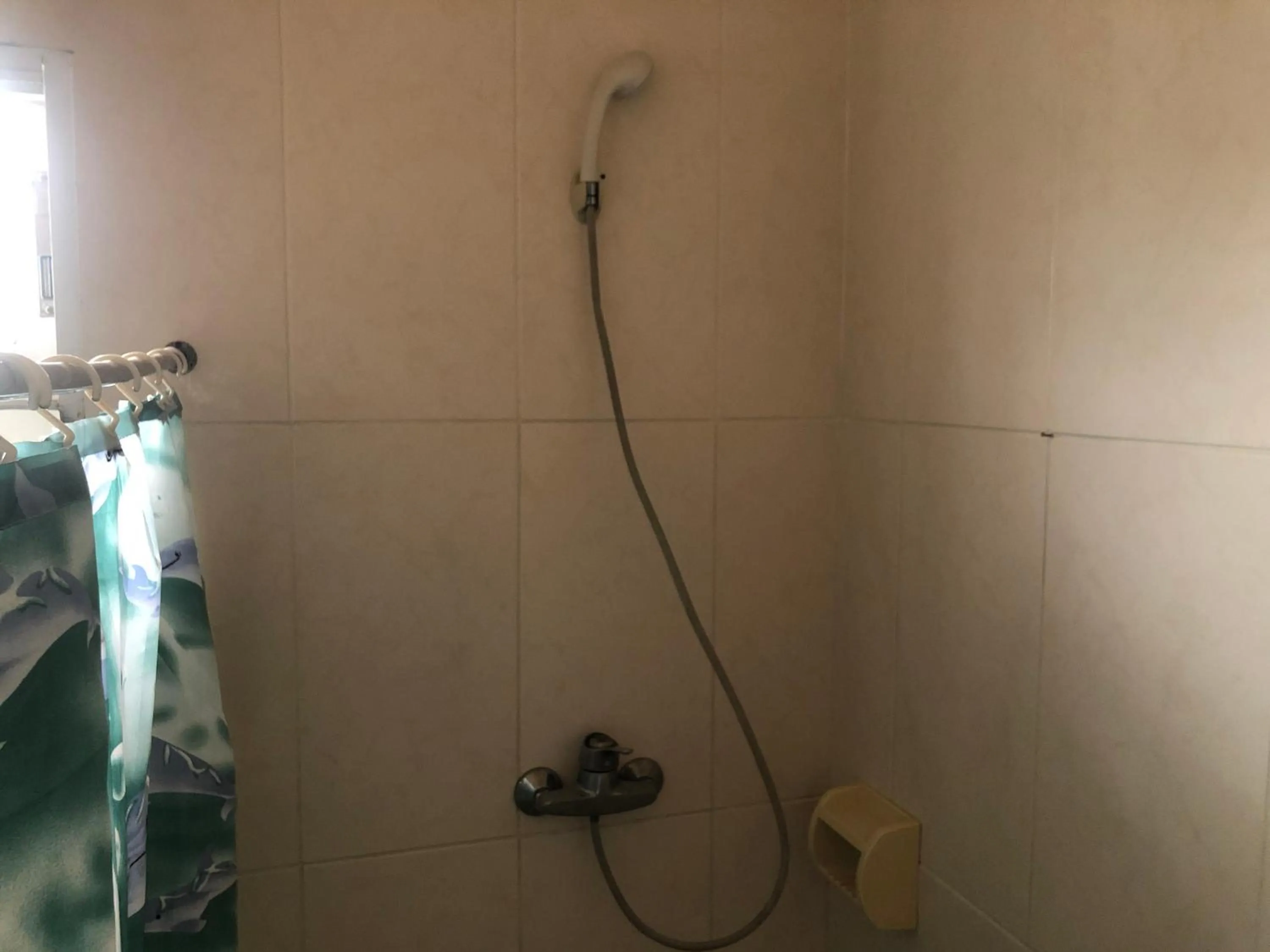 Hotel Bar Restaurant Emergency 911 STO LK GROUP