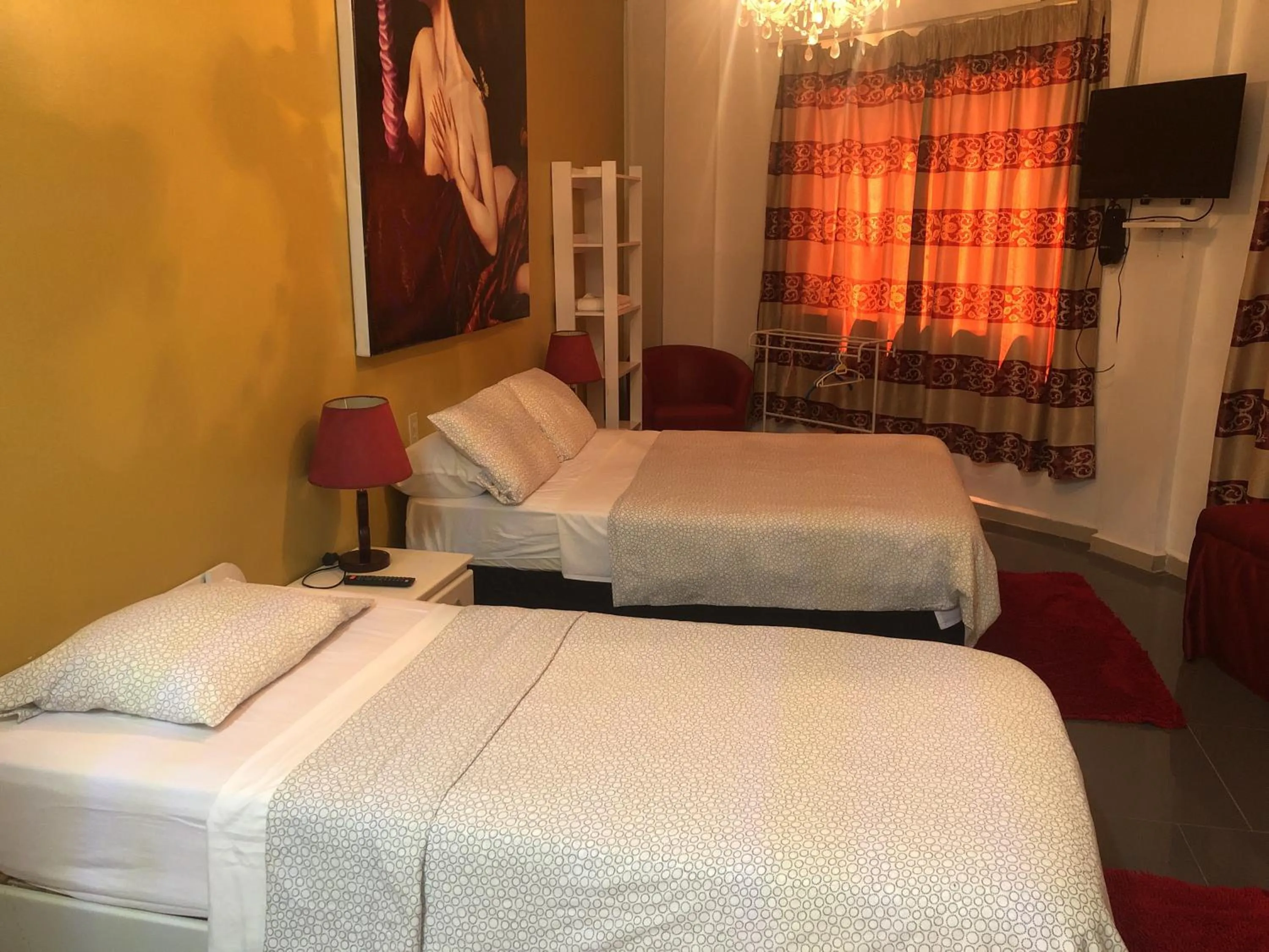 Hotel Bar Restaurant Emergency 911 STO LK GROUP