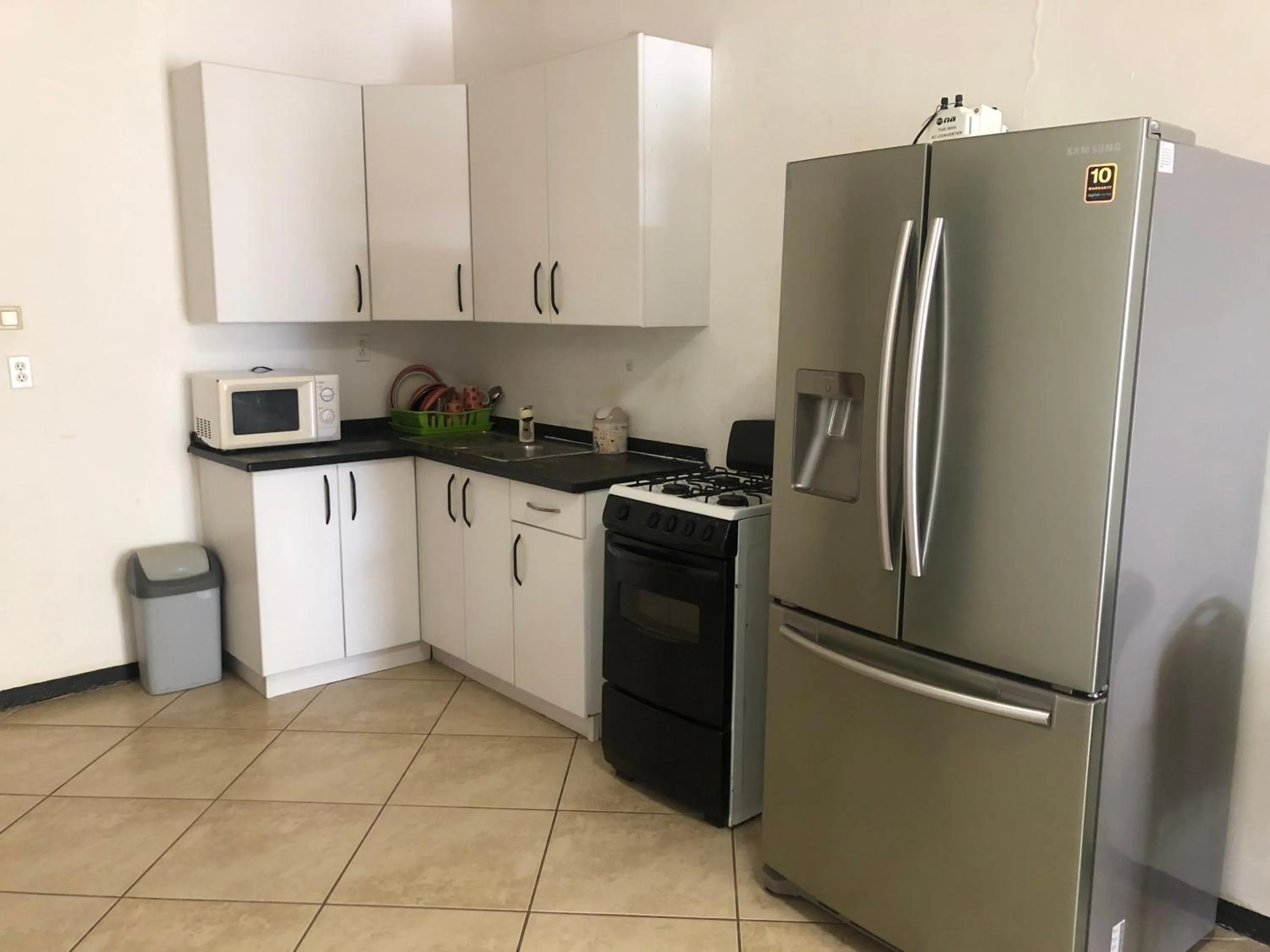 Hotel Bar Restaurant Emergency 911 STO LK GROUP