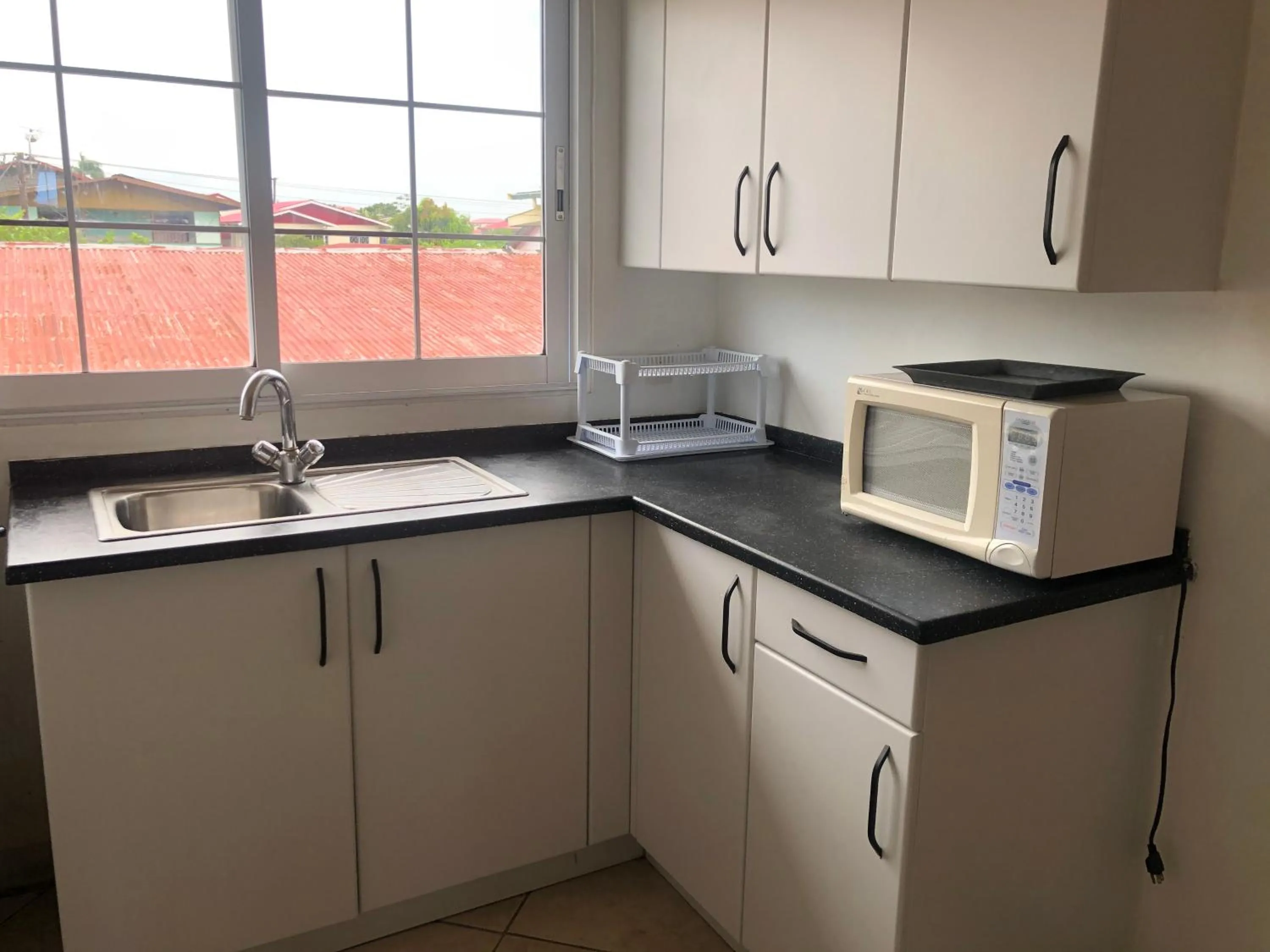 Hotel Bar Restaurant Emergency 911 STO LK GROUP