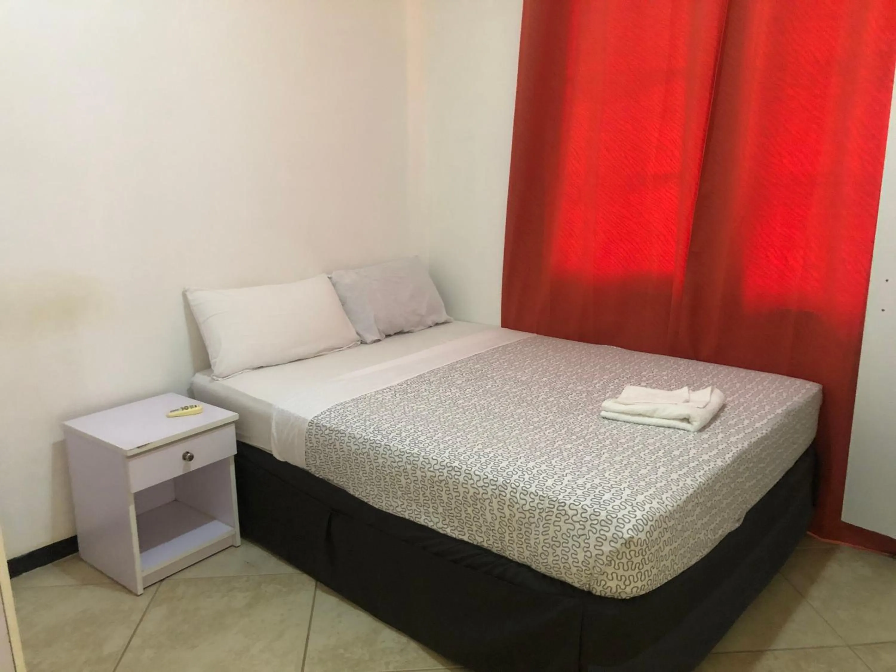 Hotel Bar Restaurant Emergency 911 STO LK GROUP