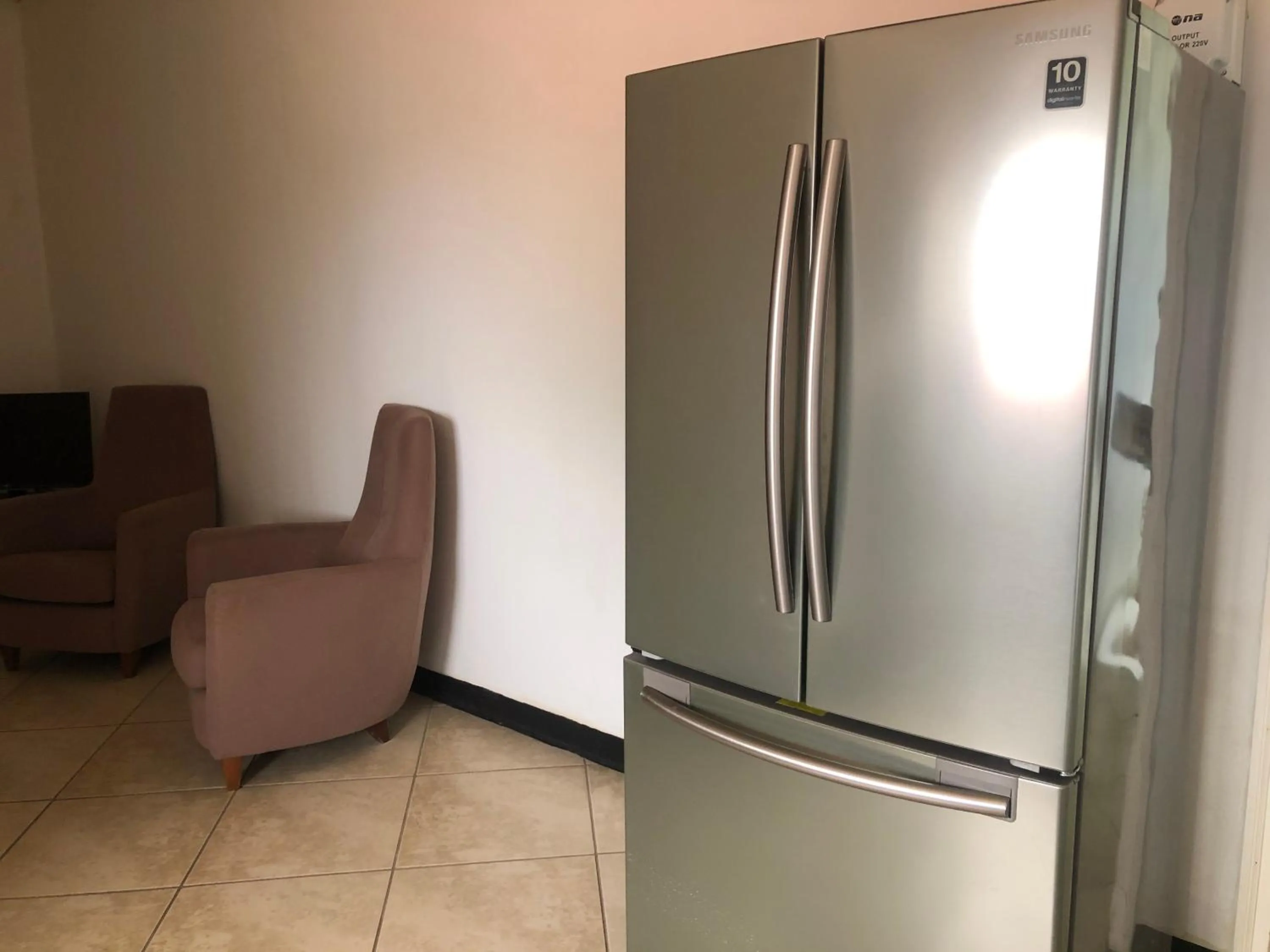 Hotel Bar Restaurant Emergency 911 STO LK GROUP