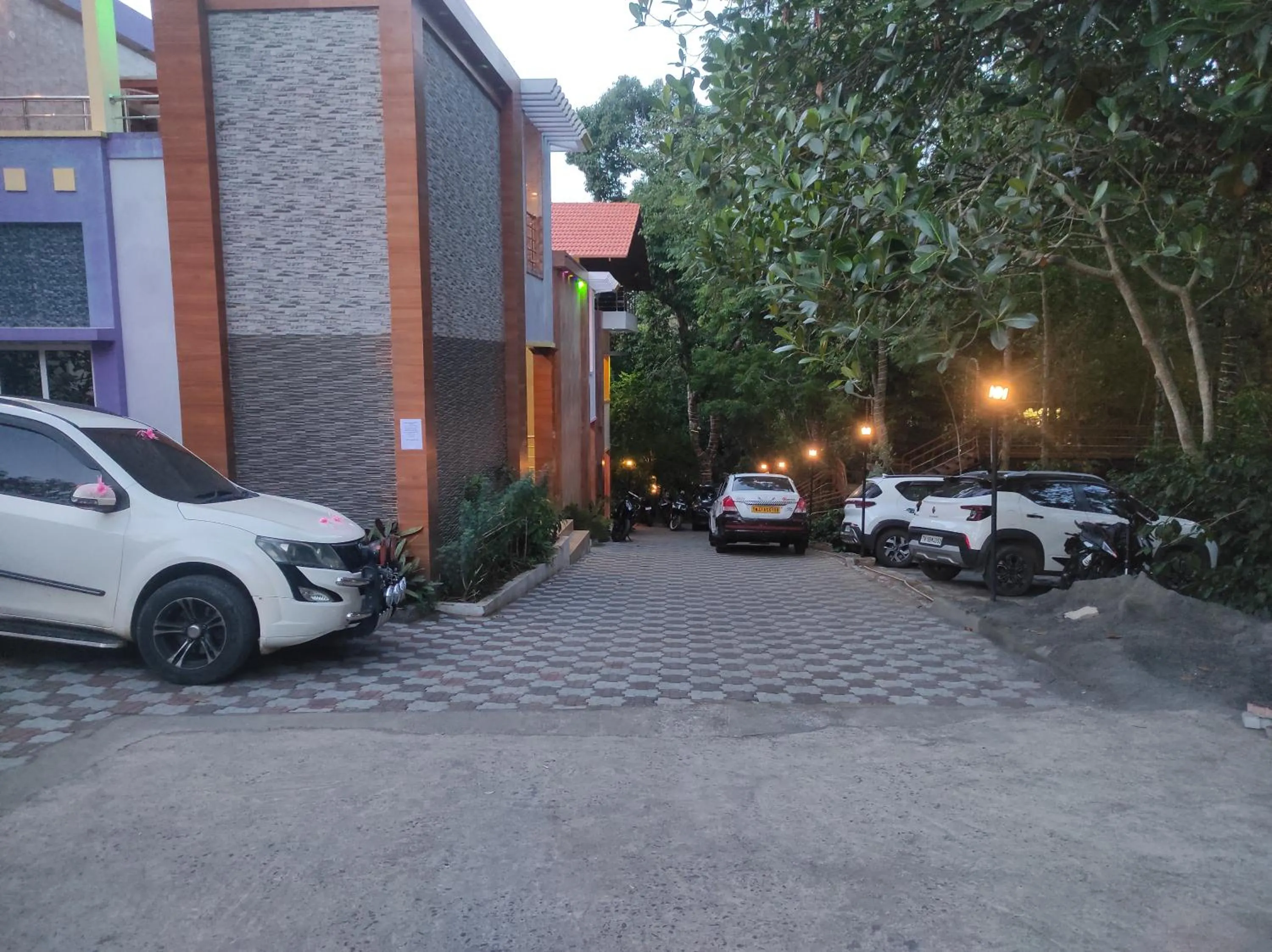 Sharma Jee Farm House Yercaud