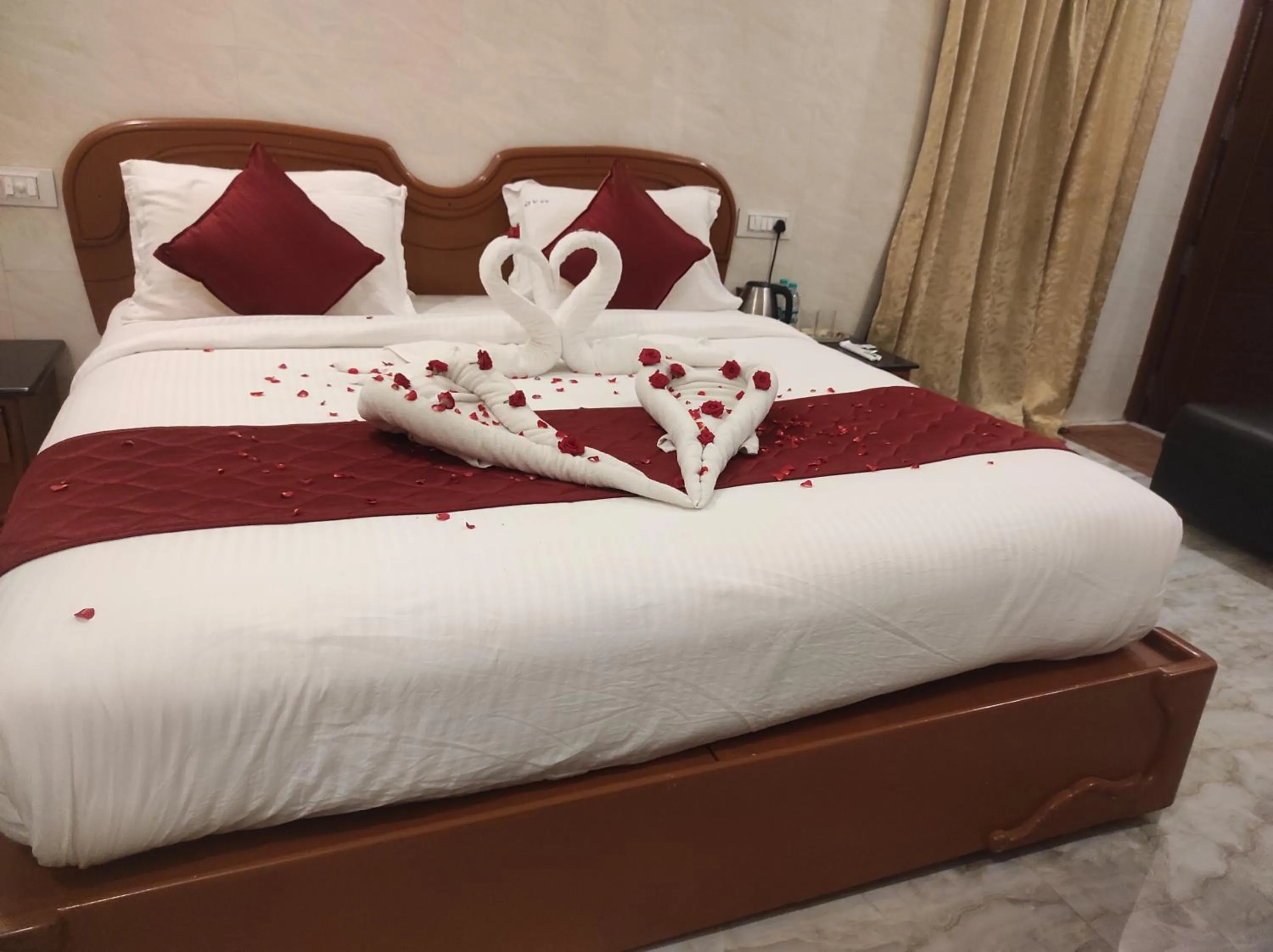 Bed in Sharma Jee Farm House Yercaud