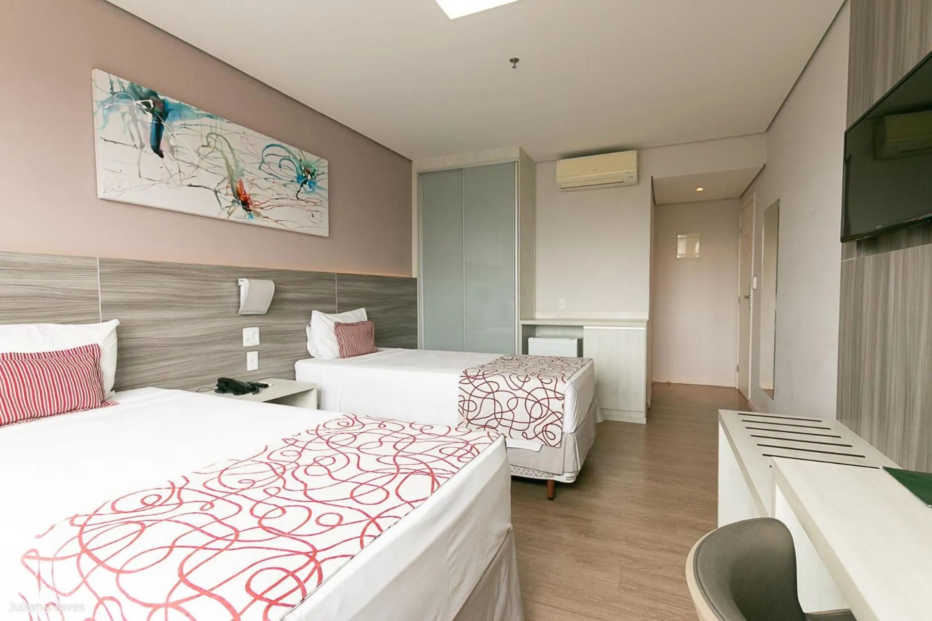 Bed in IT Itabira Hotel