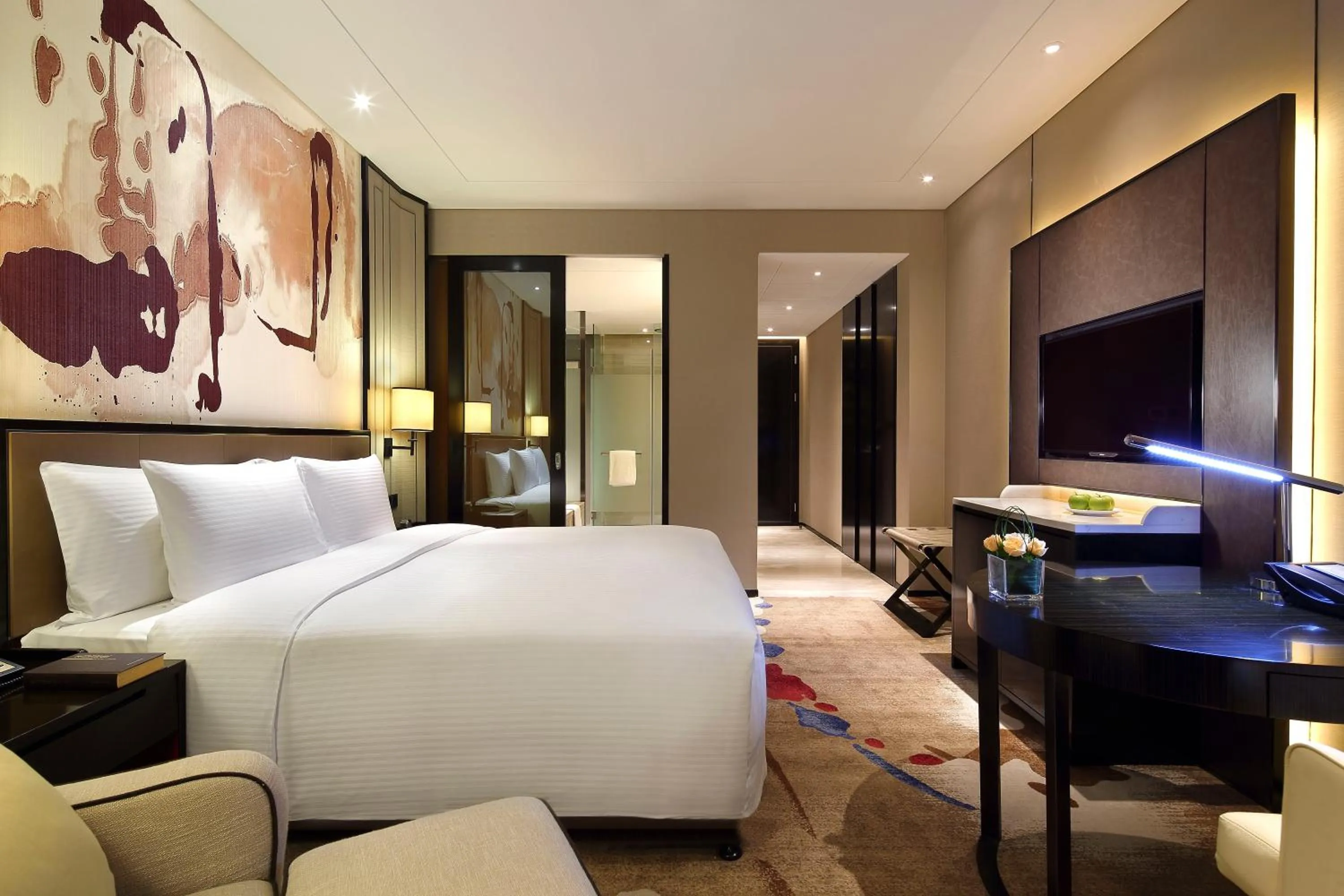 Bedroom, Bed in Anyang Wanda Realm Hotel