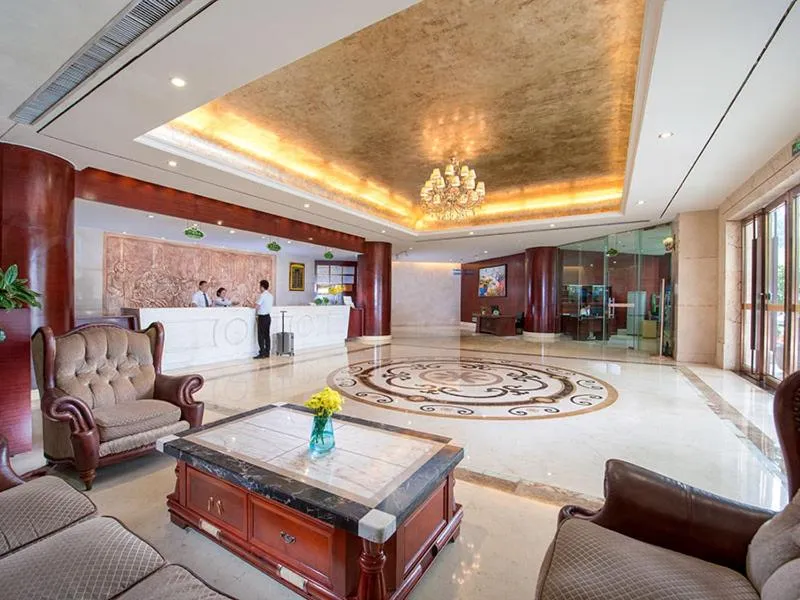 Vienna Hotel Shiqiao Metro Station