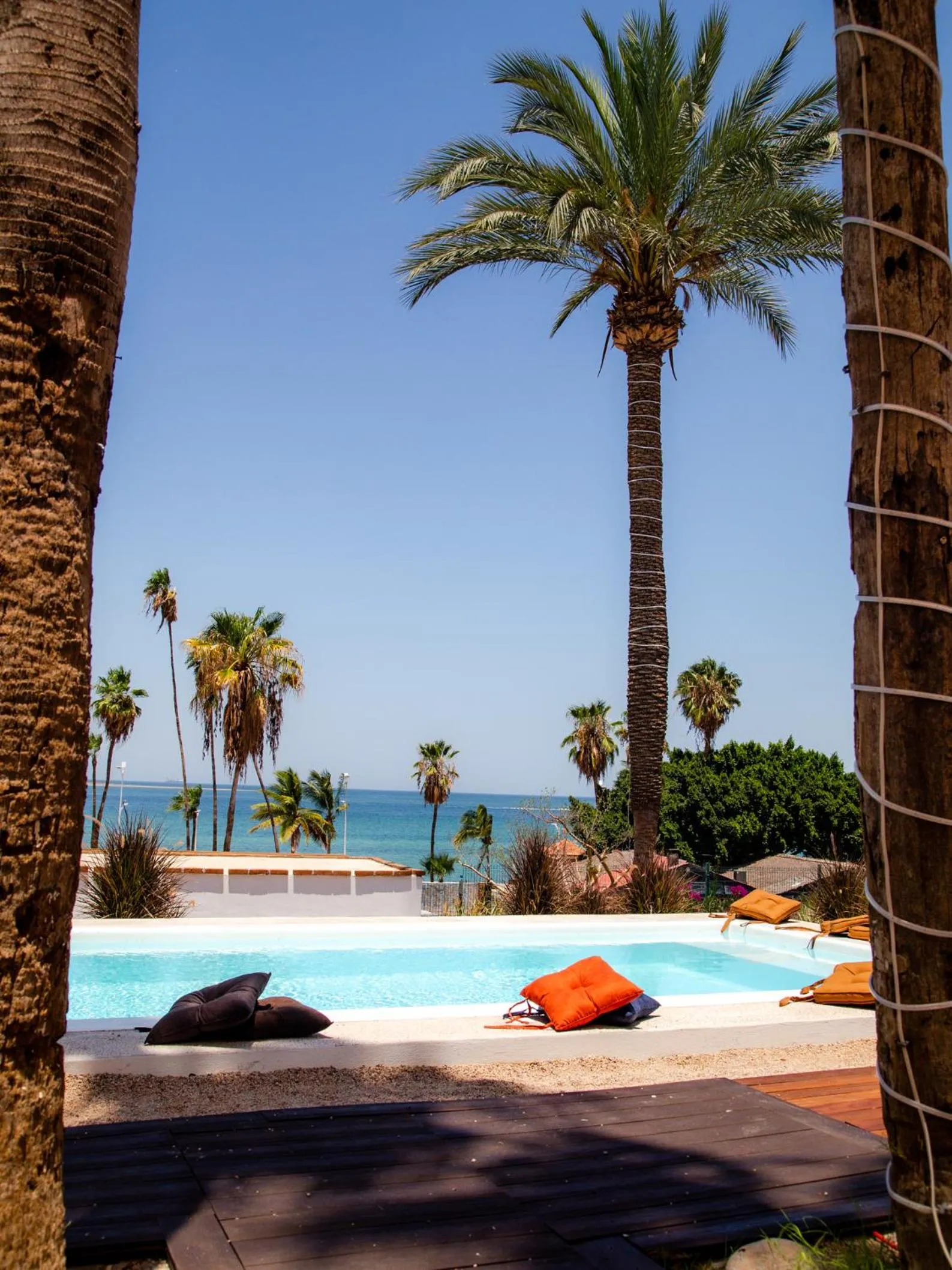 Day in InHouse Glamping Hotel La Paz