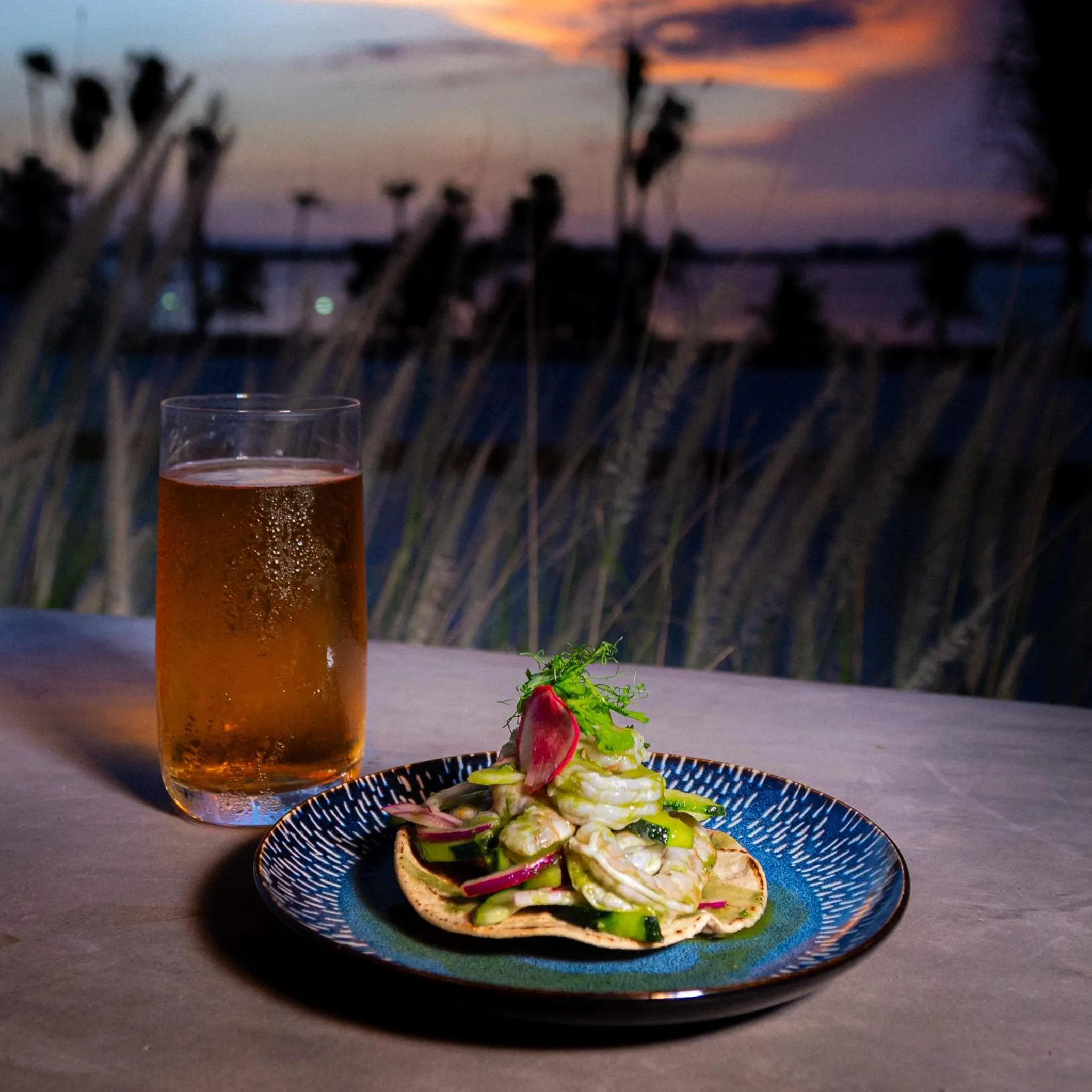 Food and drinks in InHouse Glamping Hotel La Paz