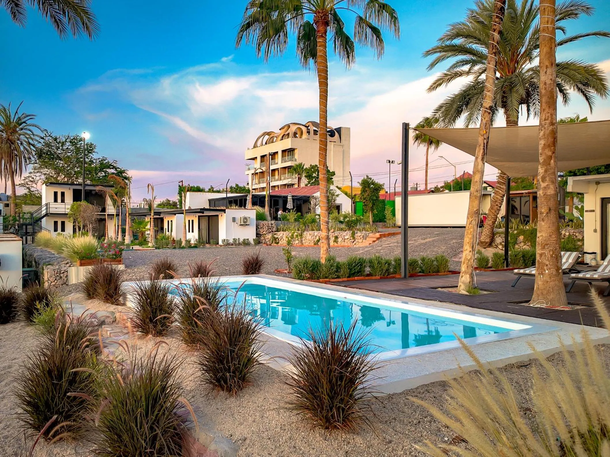 Day in InHouse Glamping Hotel La Paz